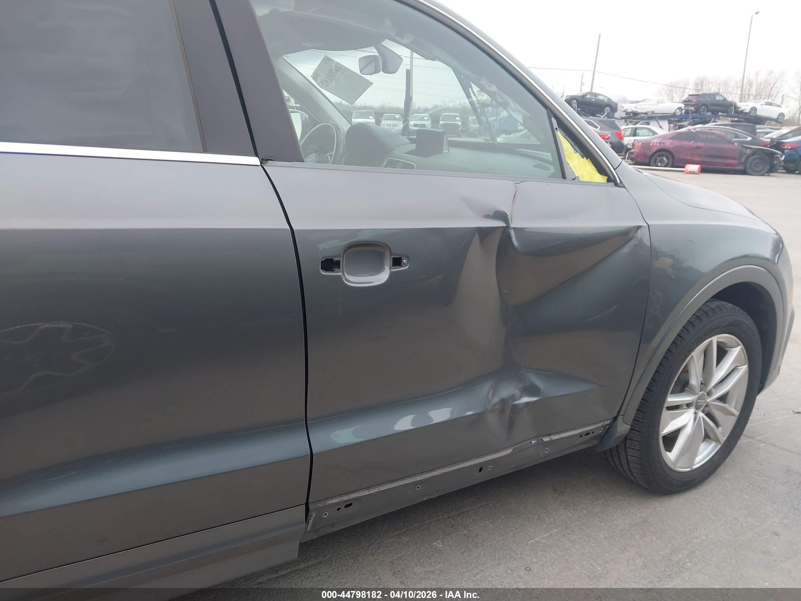 AUDI Q3 image 6