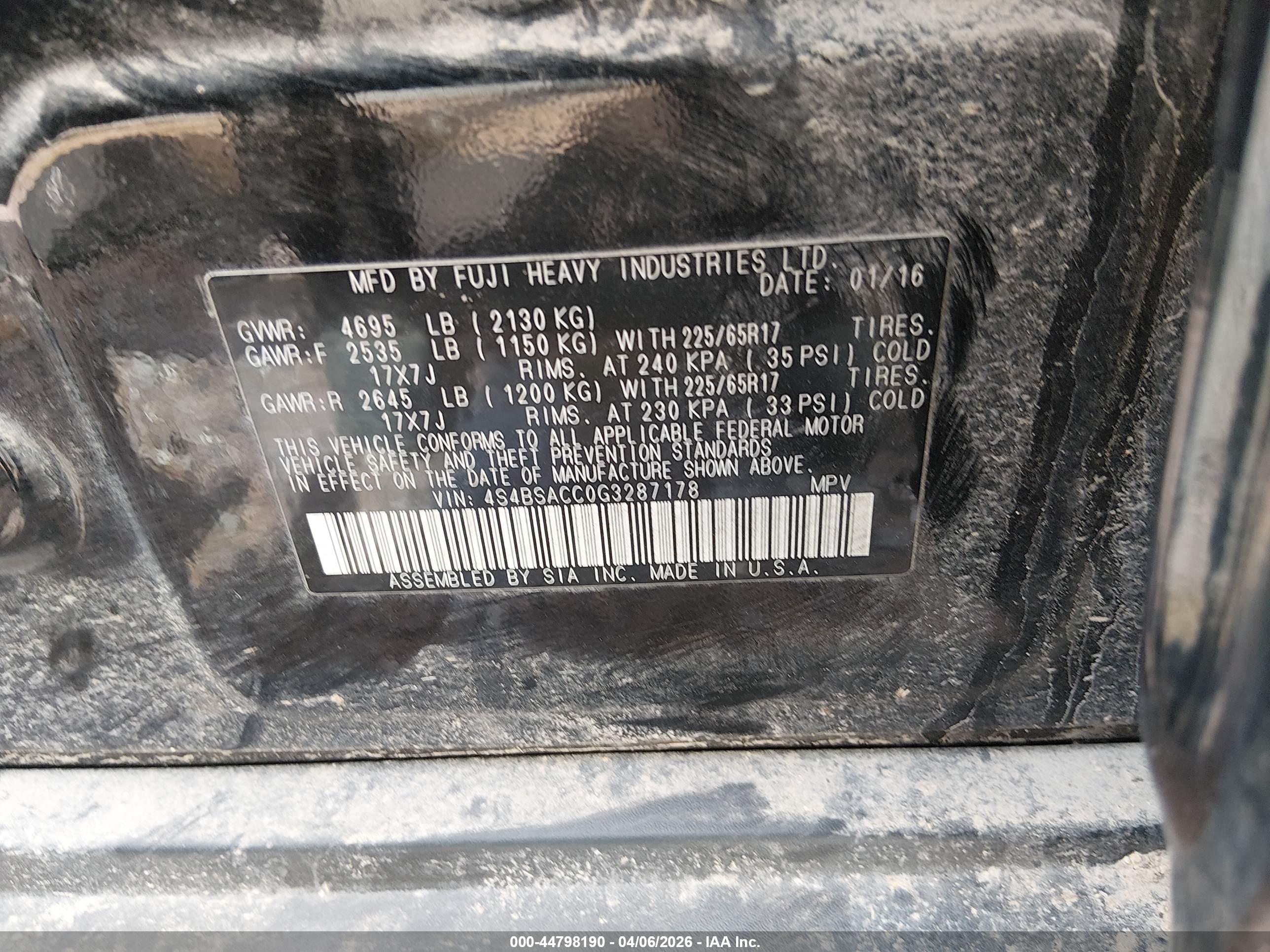 SUBARU OUTBACK image 9