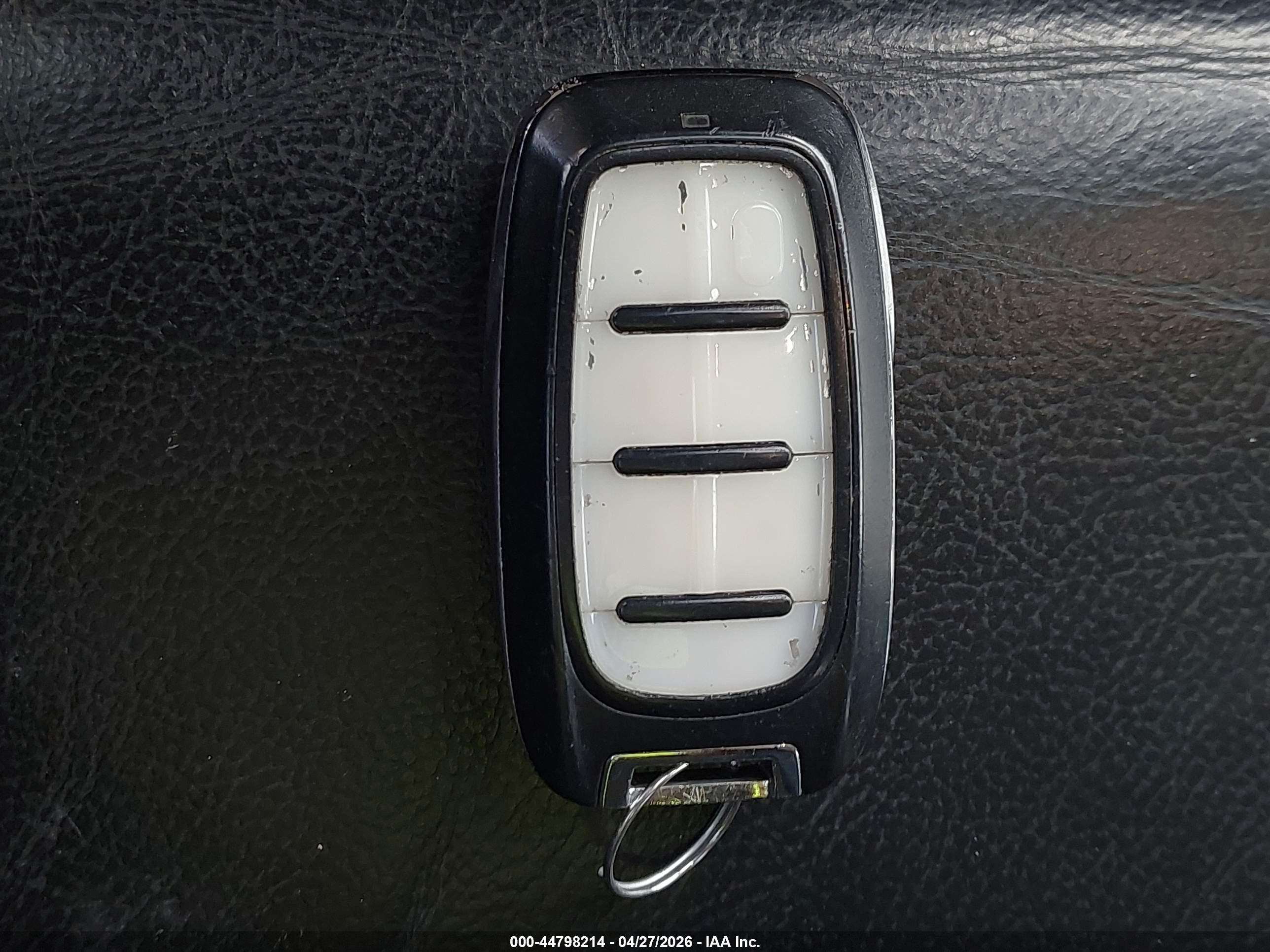 CHRYSLER PACIFICA image 11