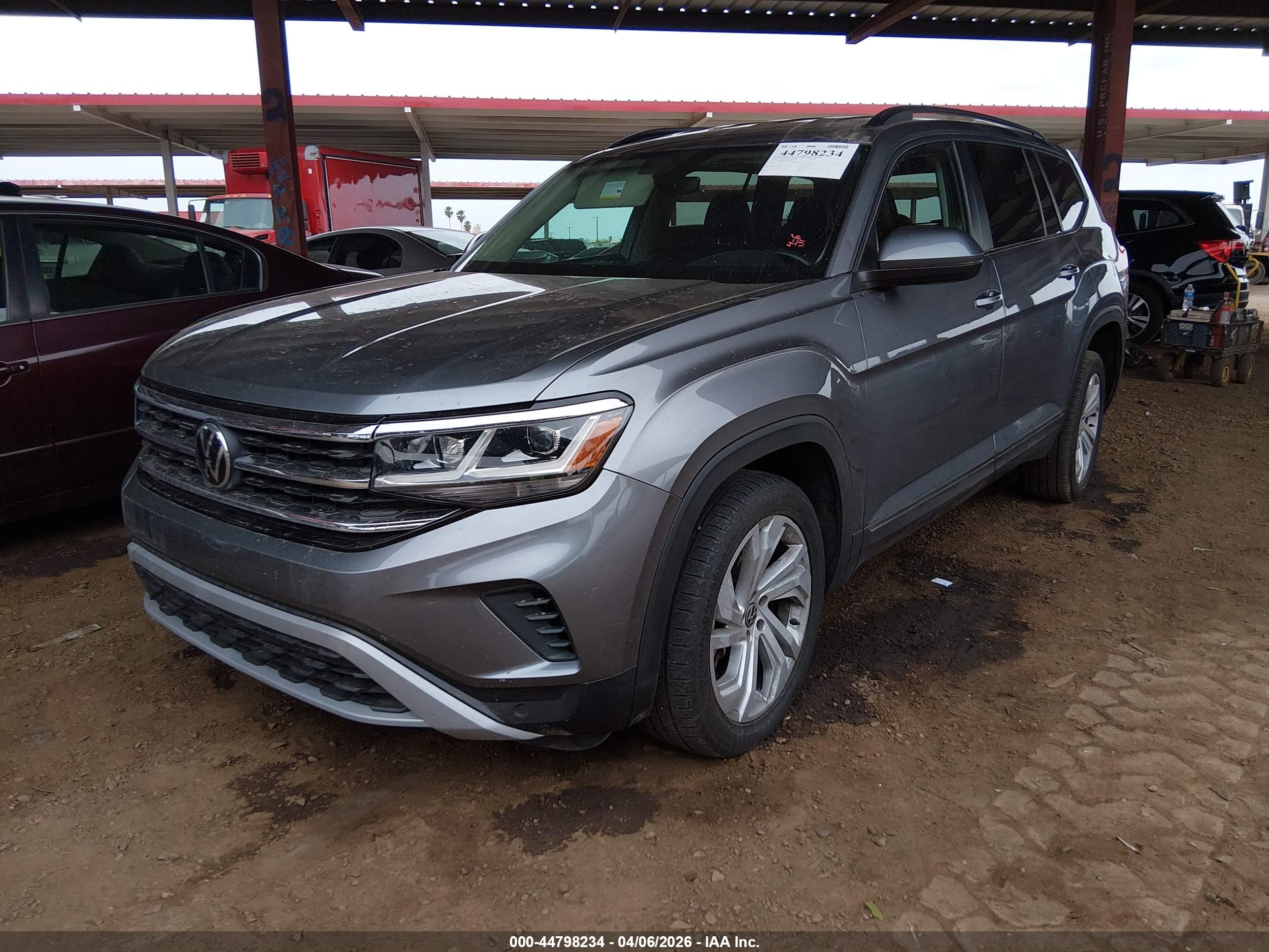 VOLKSWAGEN ATLAS image 2