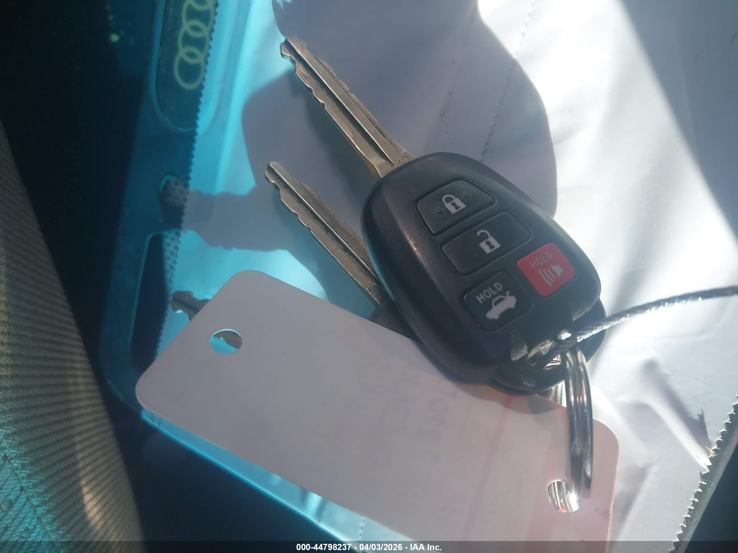 TOYOTA CAMRY image 11