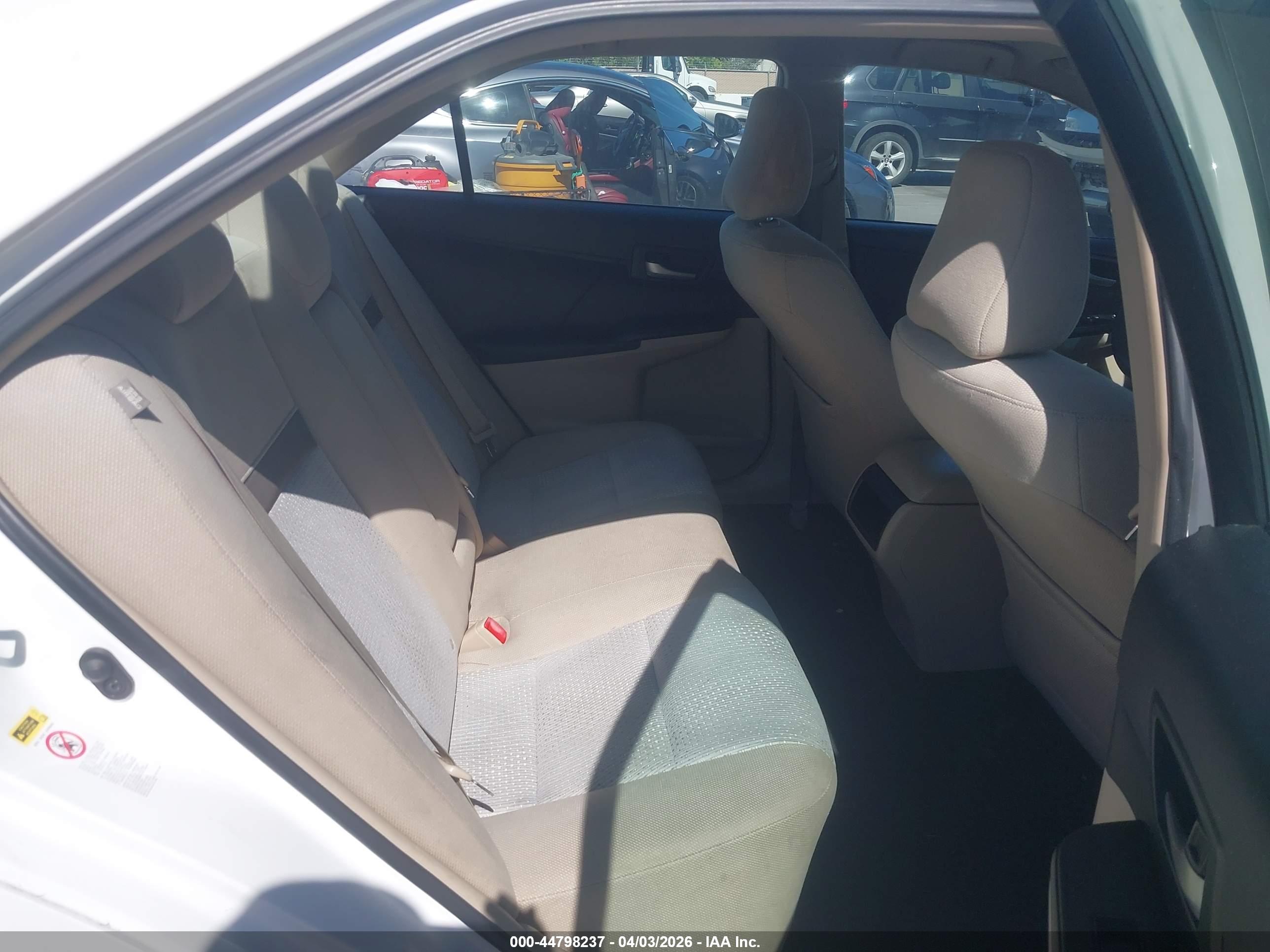 TOYOTA CAMRY image 8