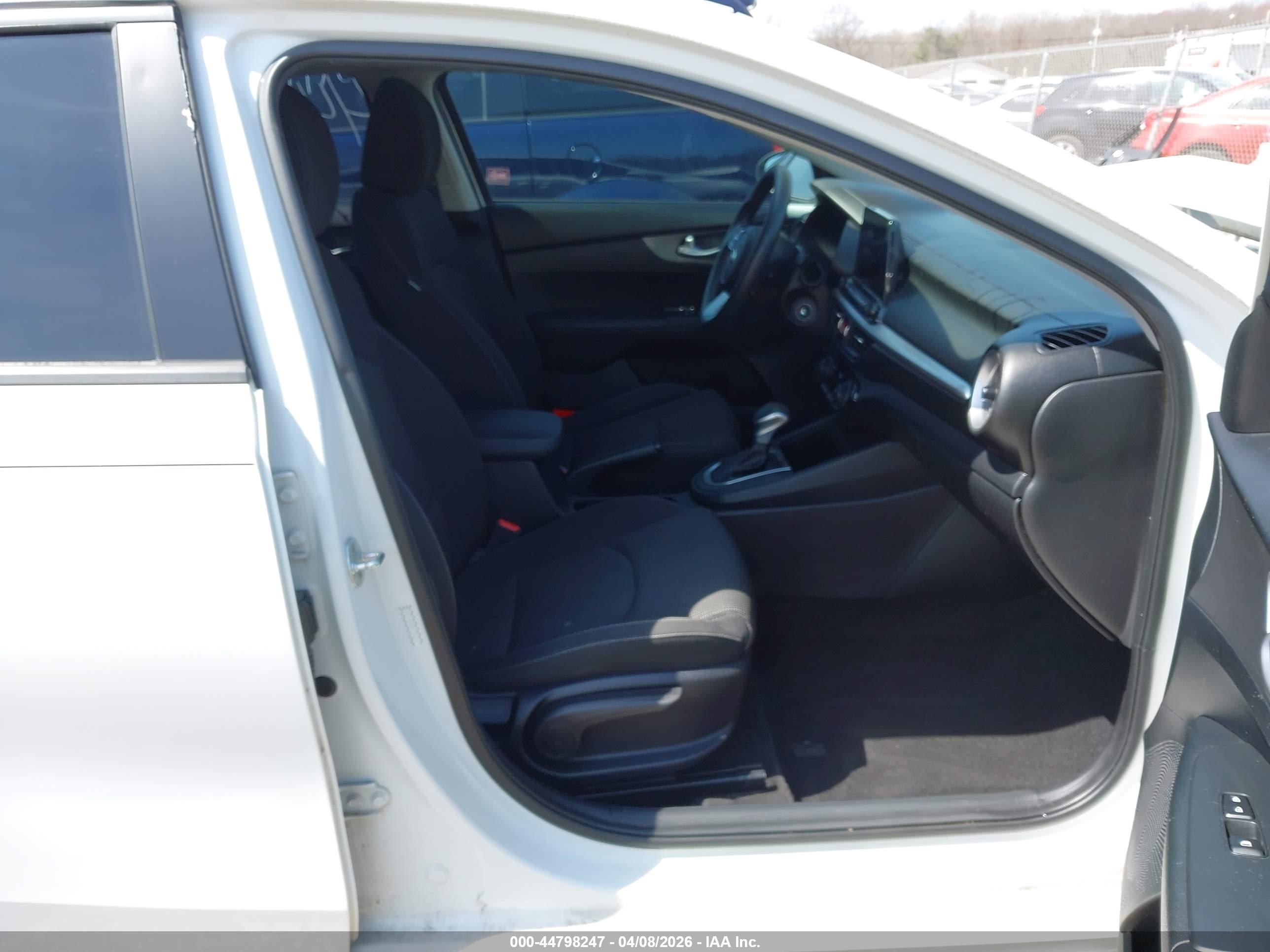 KIA FORTE image 5