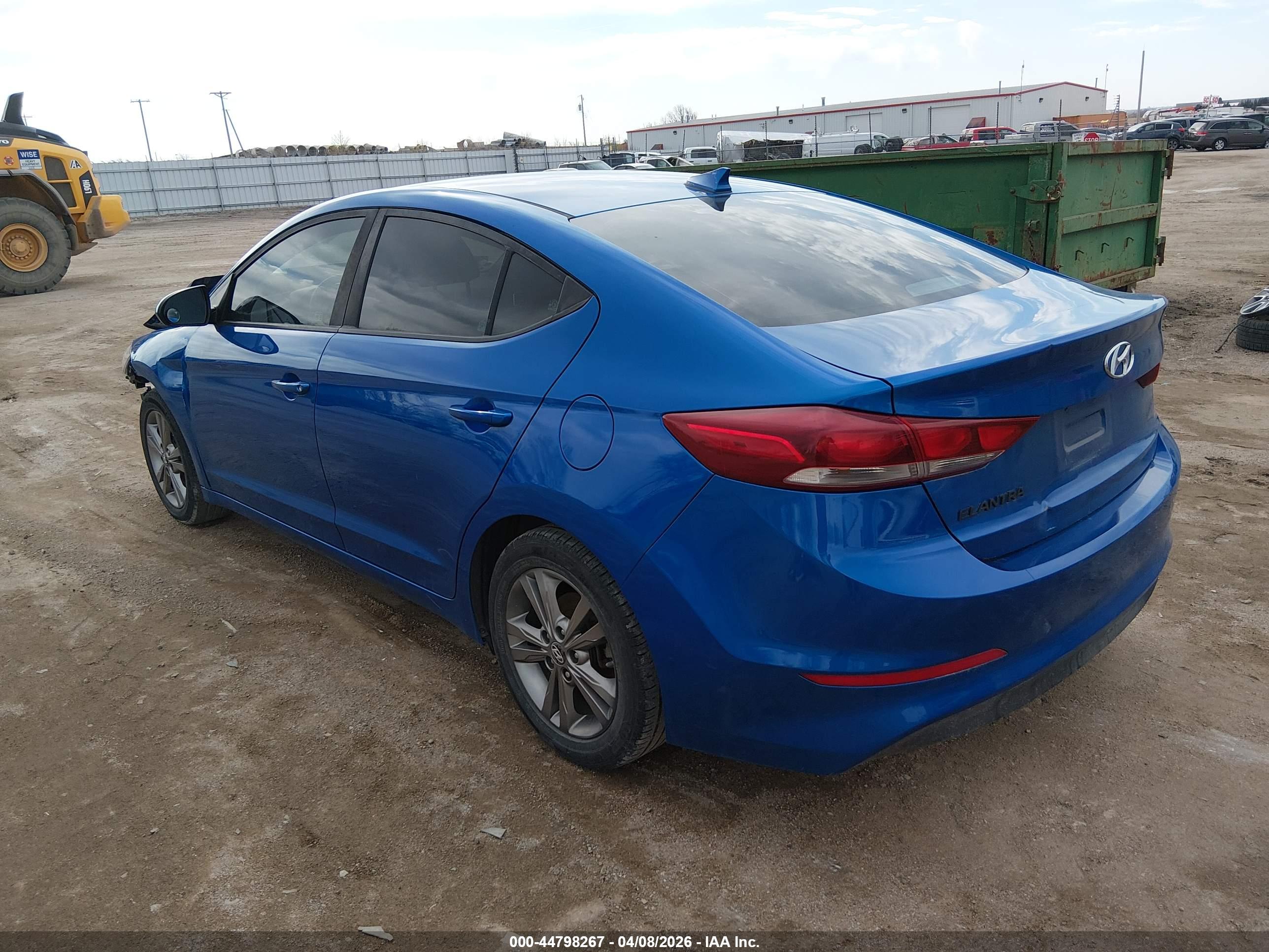 HYUNDAI ELANTRA image 3