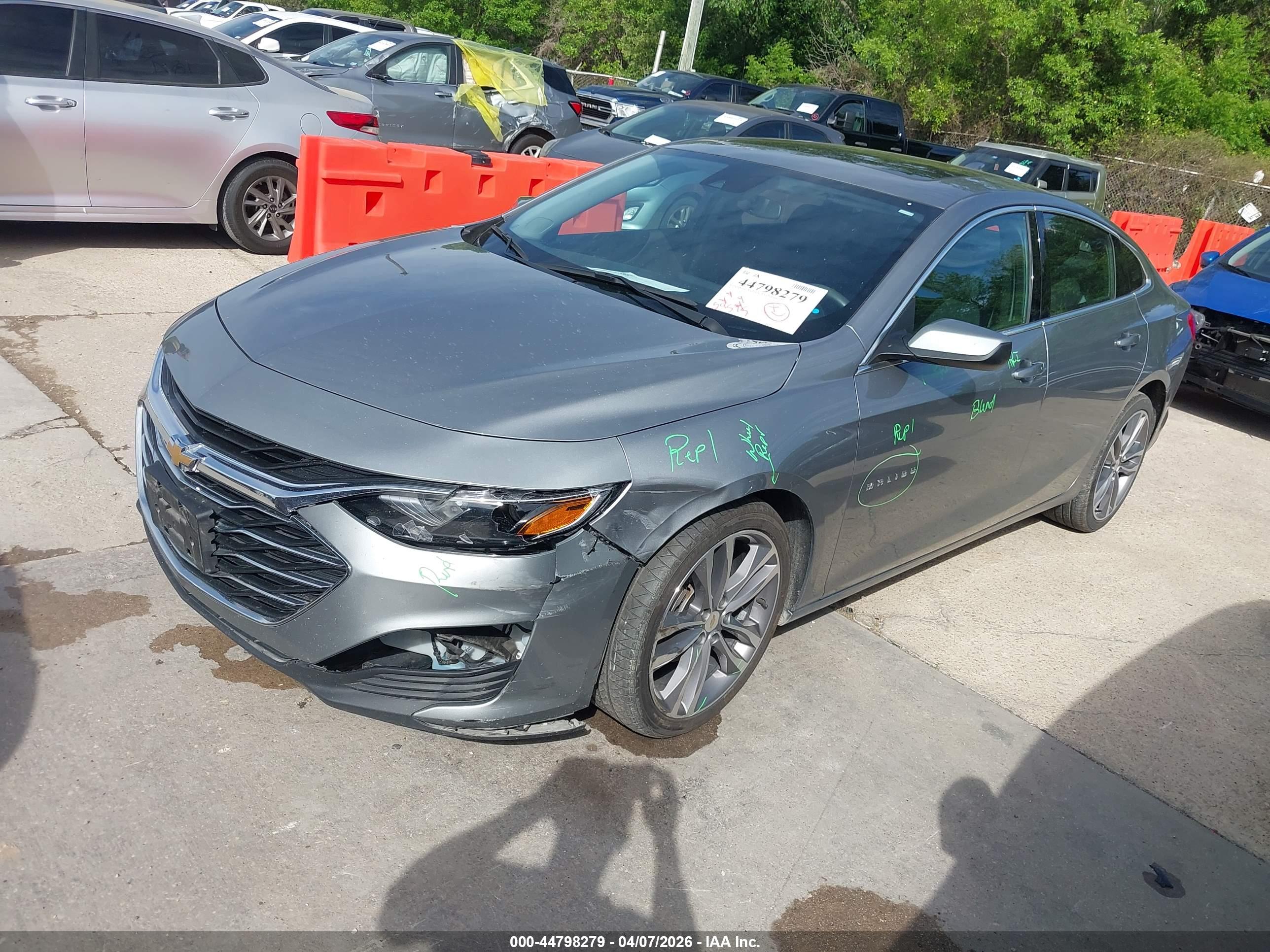CHEVROLET MALIBU image 2
