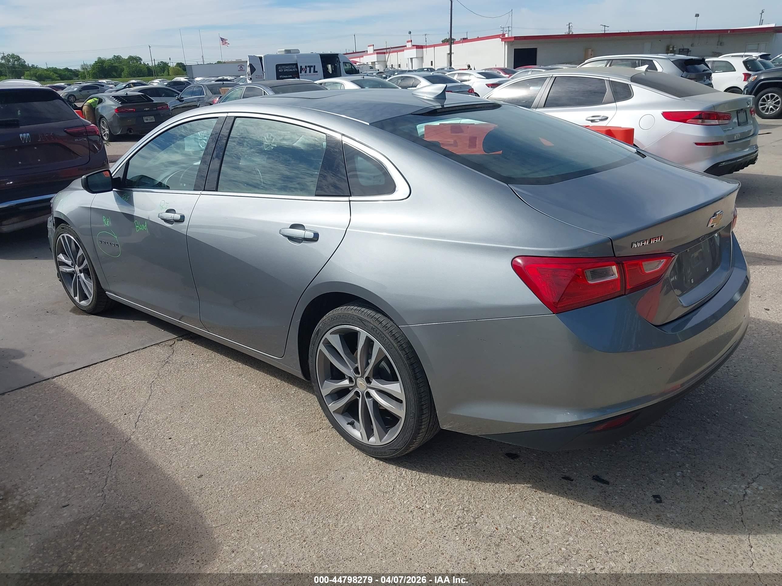 CHEVROLET MALIBU image 3