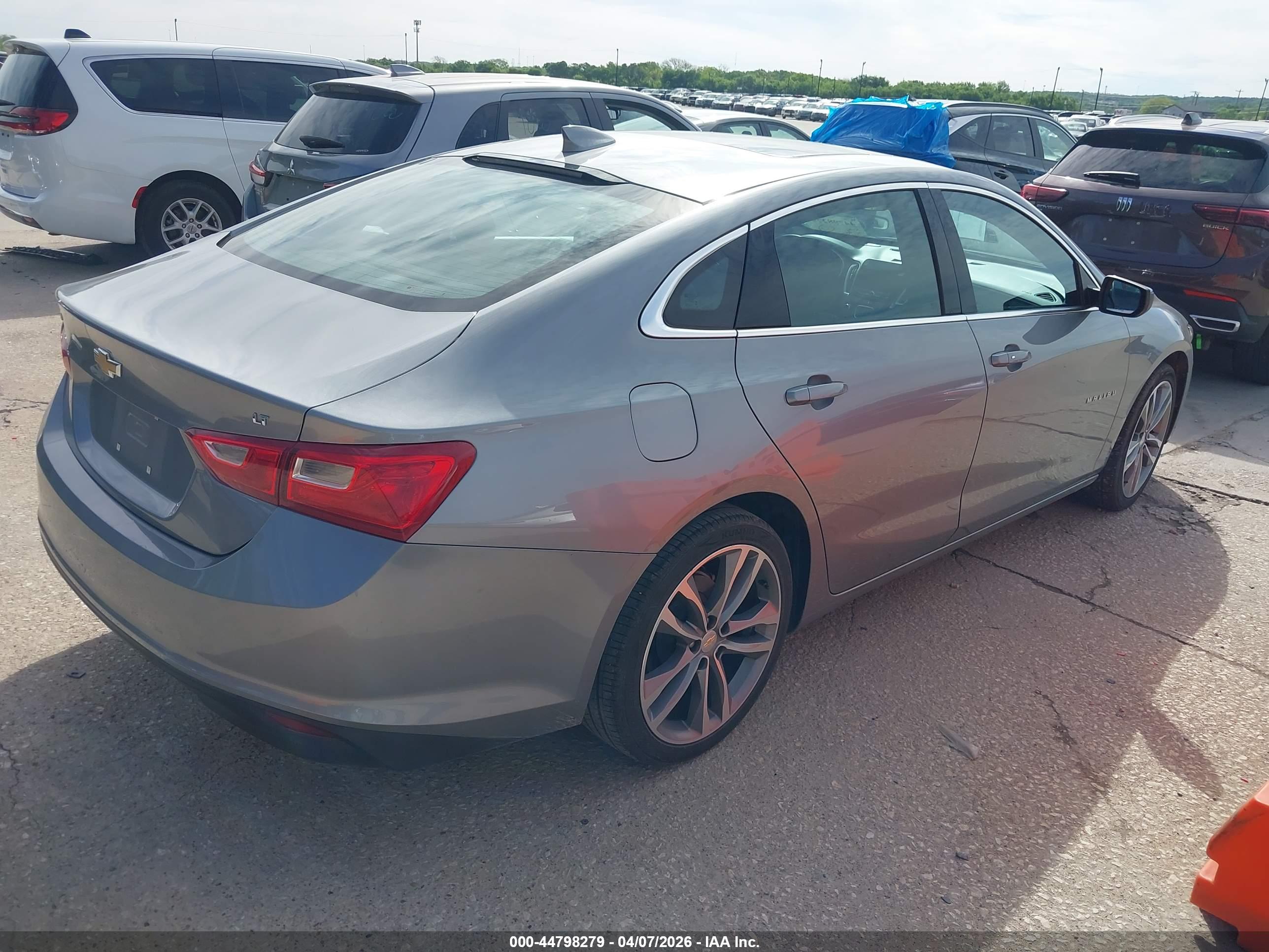 CHEVROLET MALIBU image 4