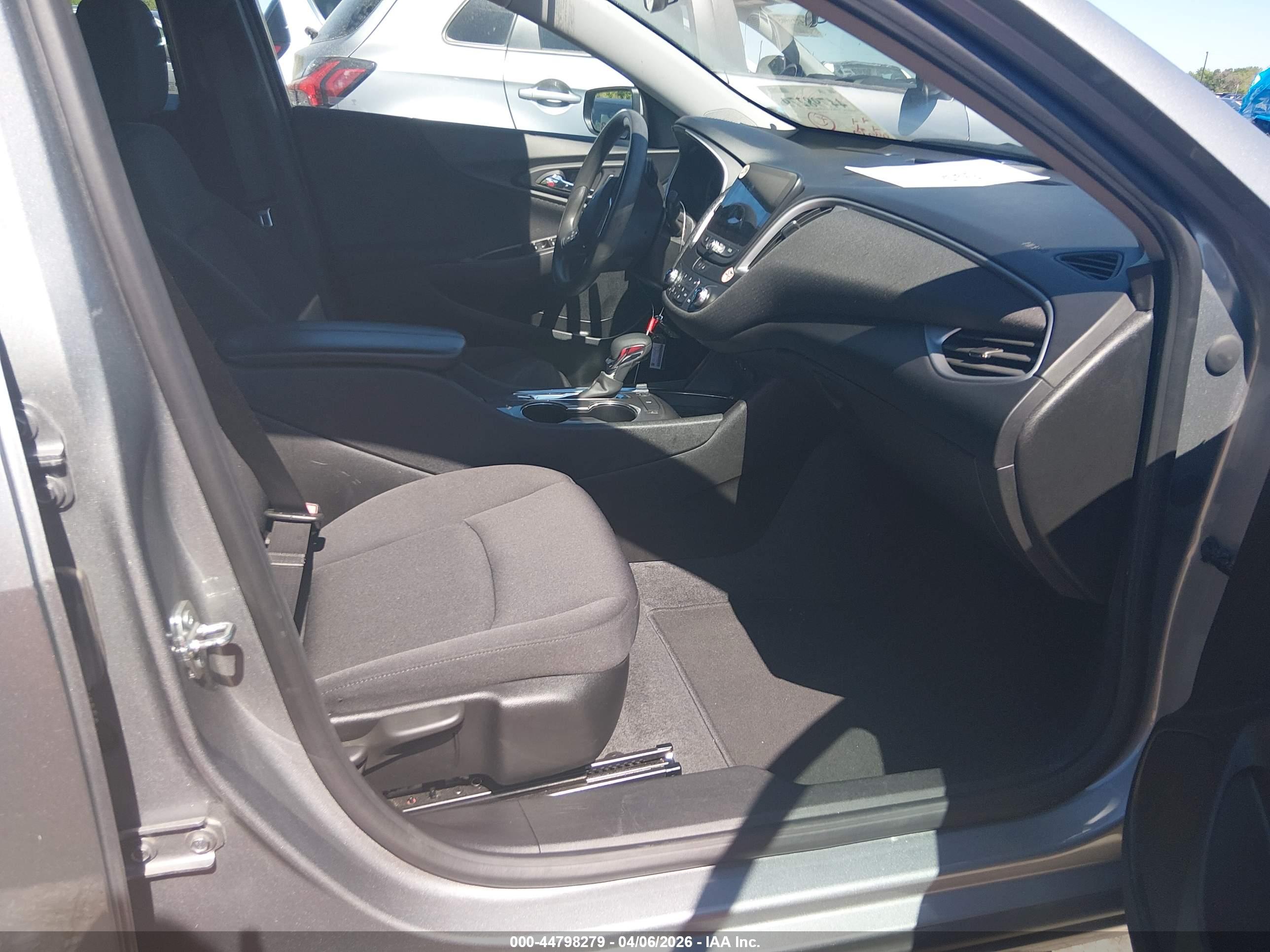 CHEVROLET MALIBU image 5
