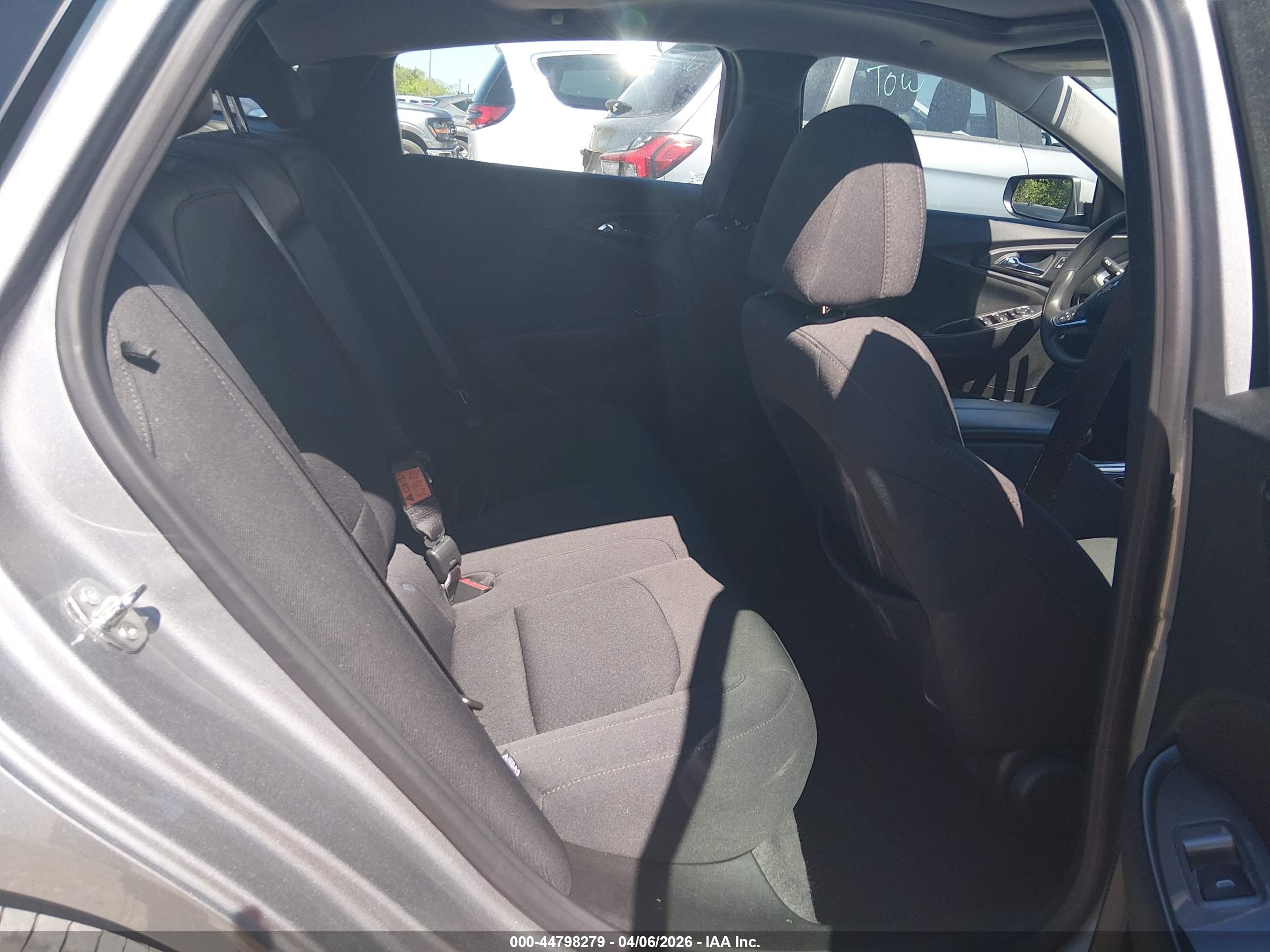 CHEVROLET MALIBU image 8