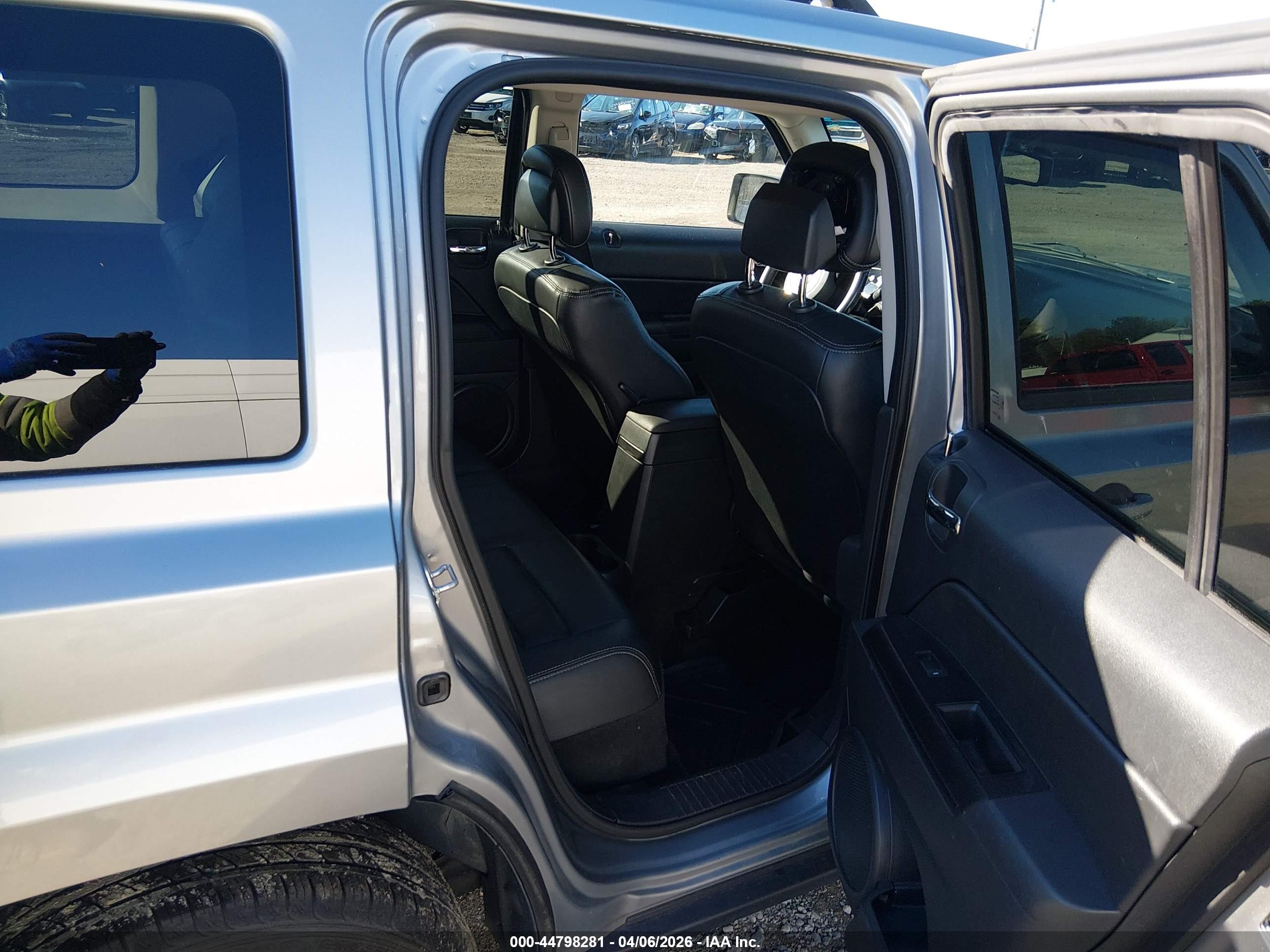 JEEP PATRIOT image 8