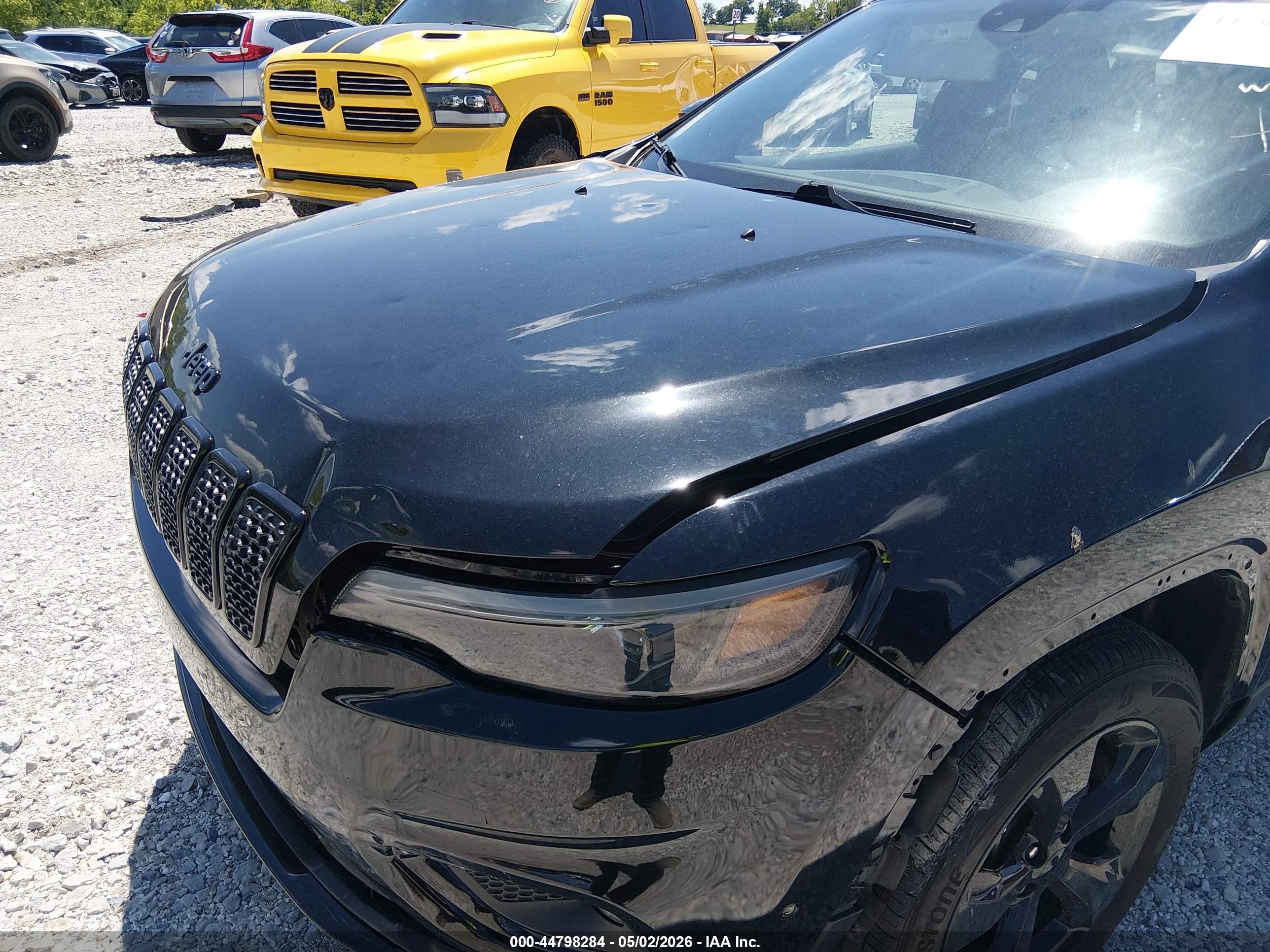 JEEP CHEROKEE image 6