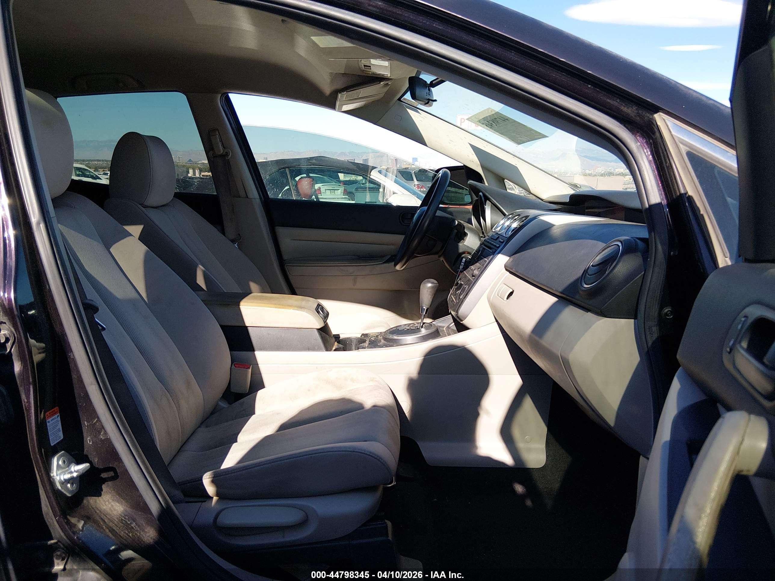 MAZDA CX-7 image 5