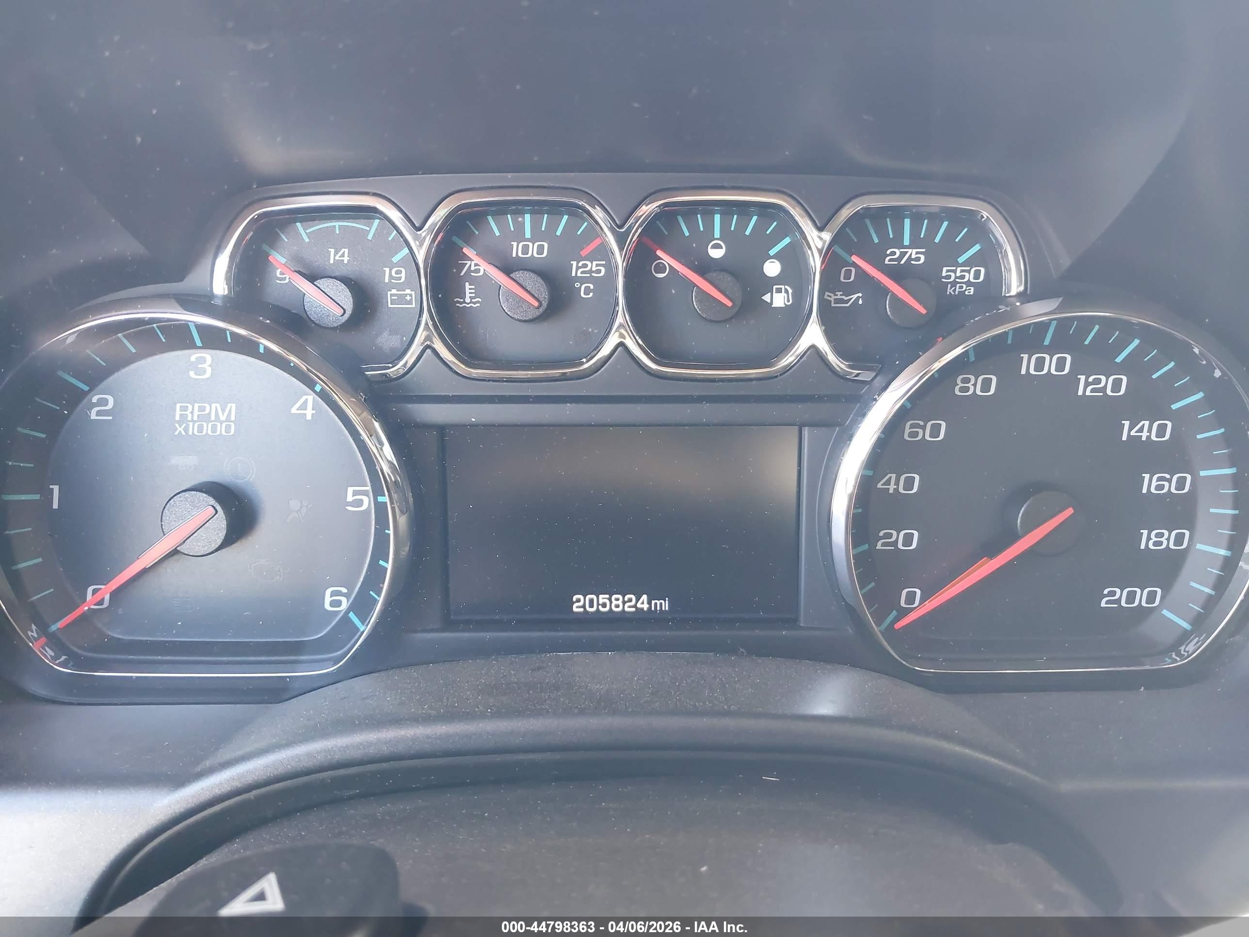 CHEVROLET SILVERADO image 7