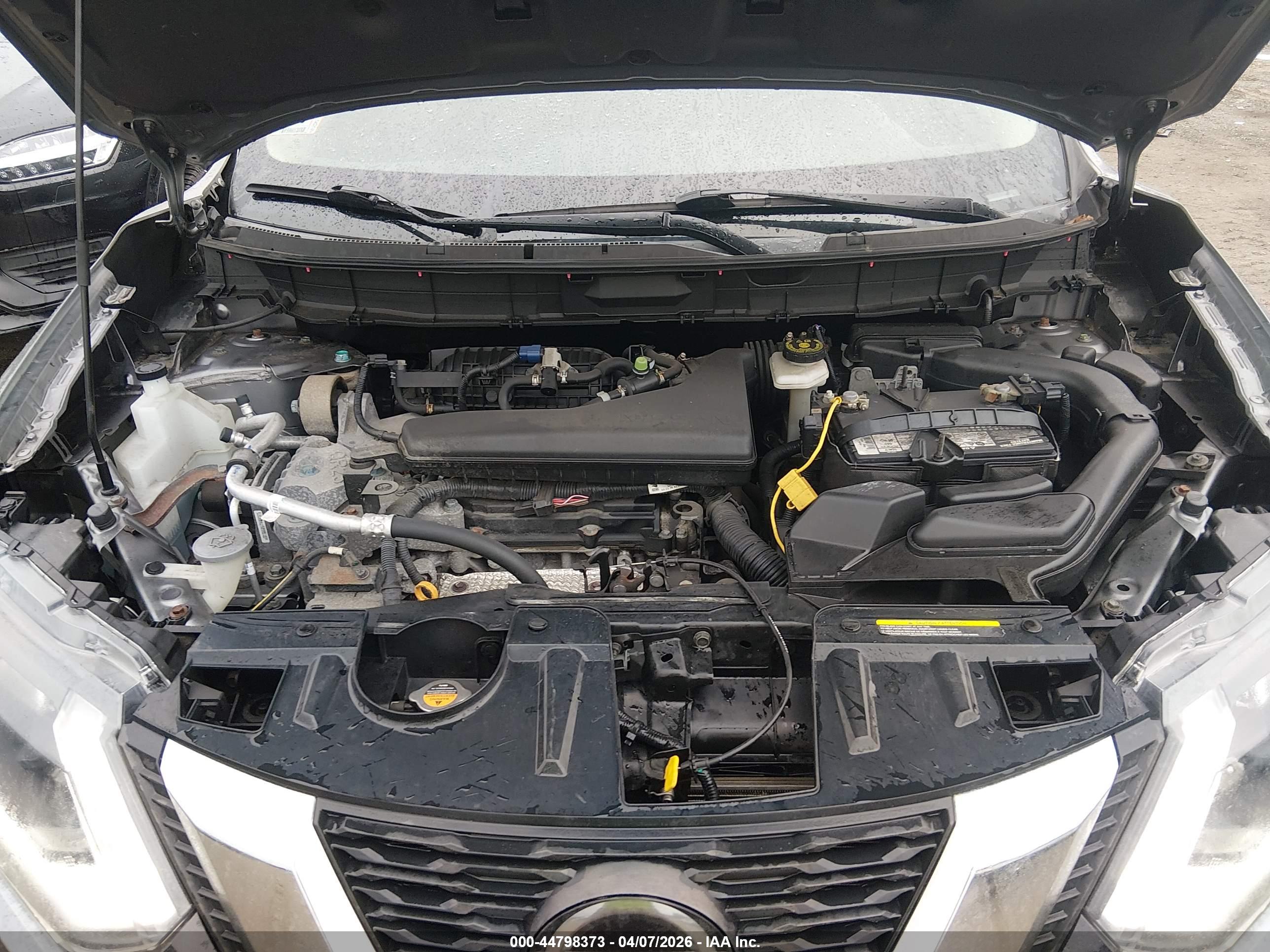 NISSAN ROGUE image 10