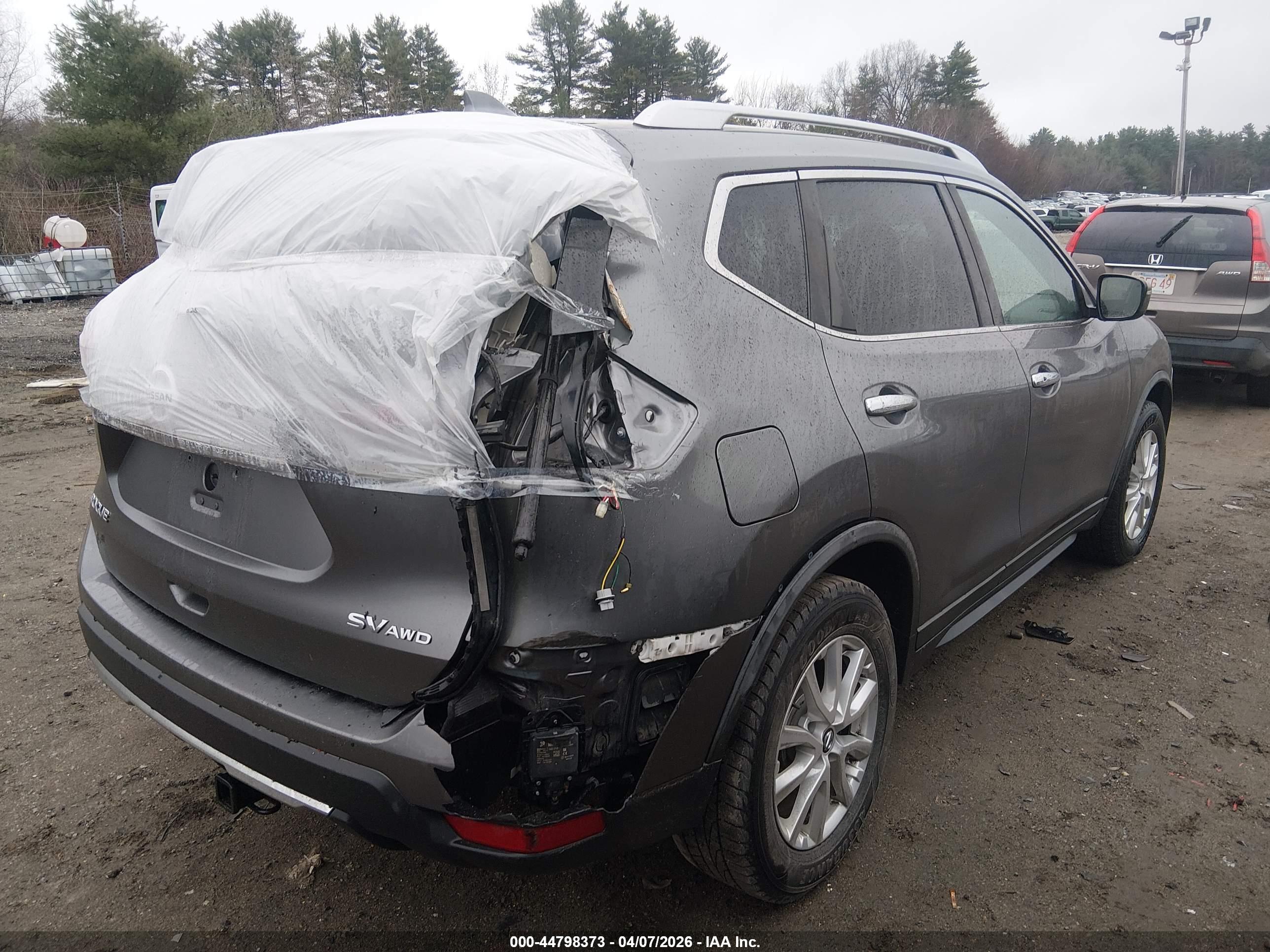 NISSAN ROGUE image 4