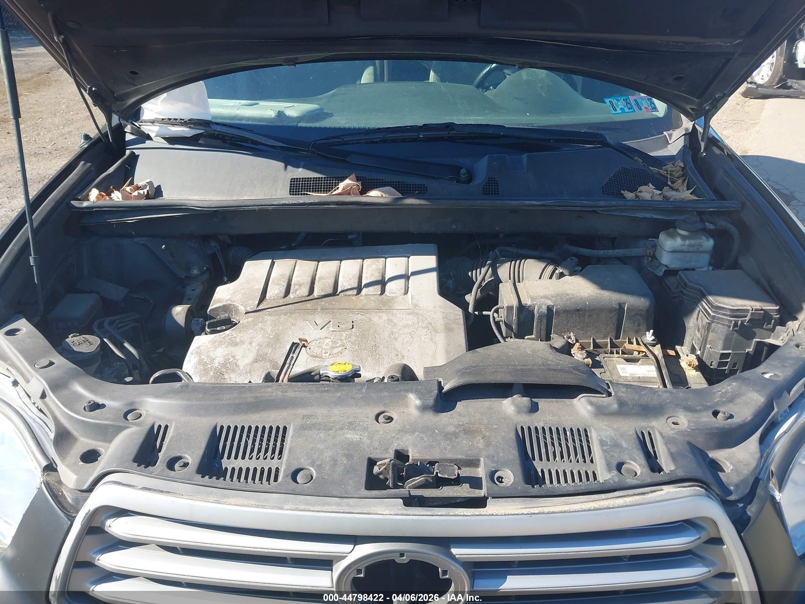 TOYOTA HIGHLANDER image 10