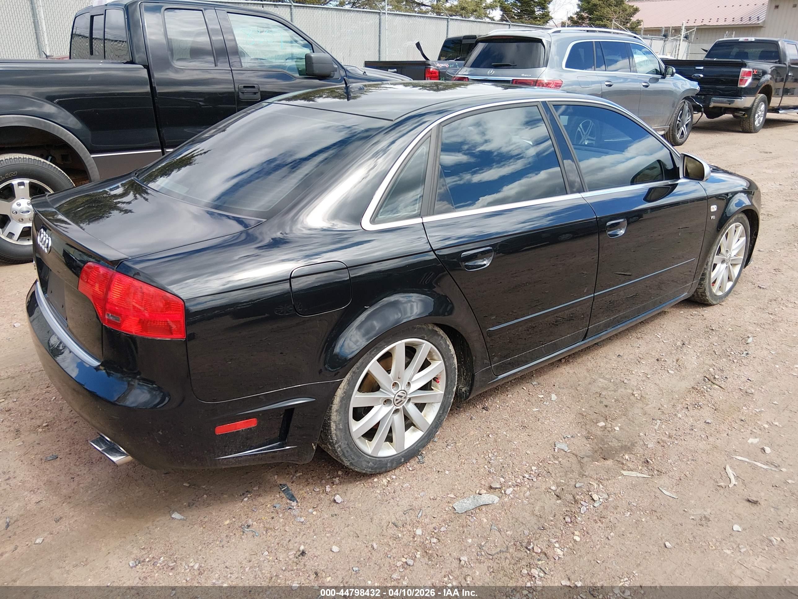 AUDI S4 image 4