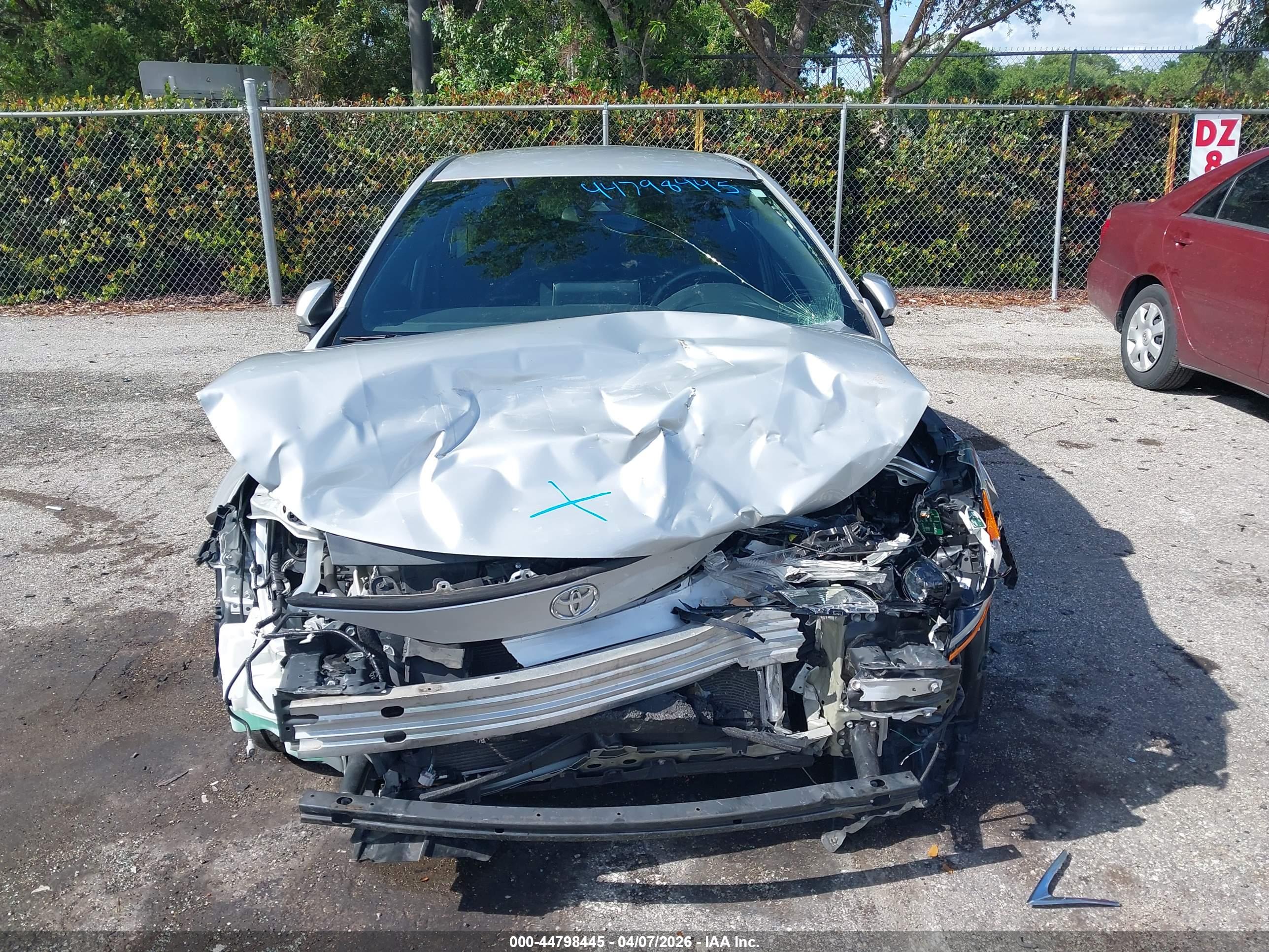 TOYOTA COROLLA image 6