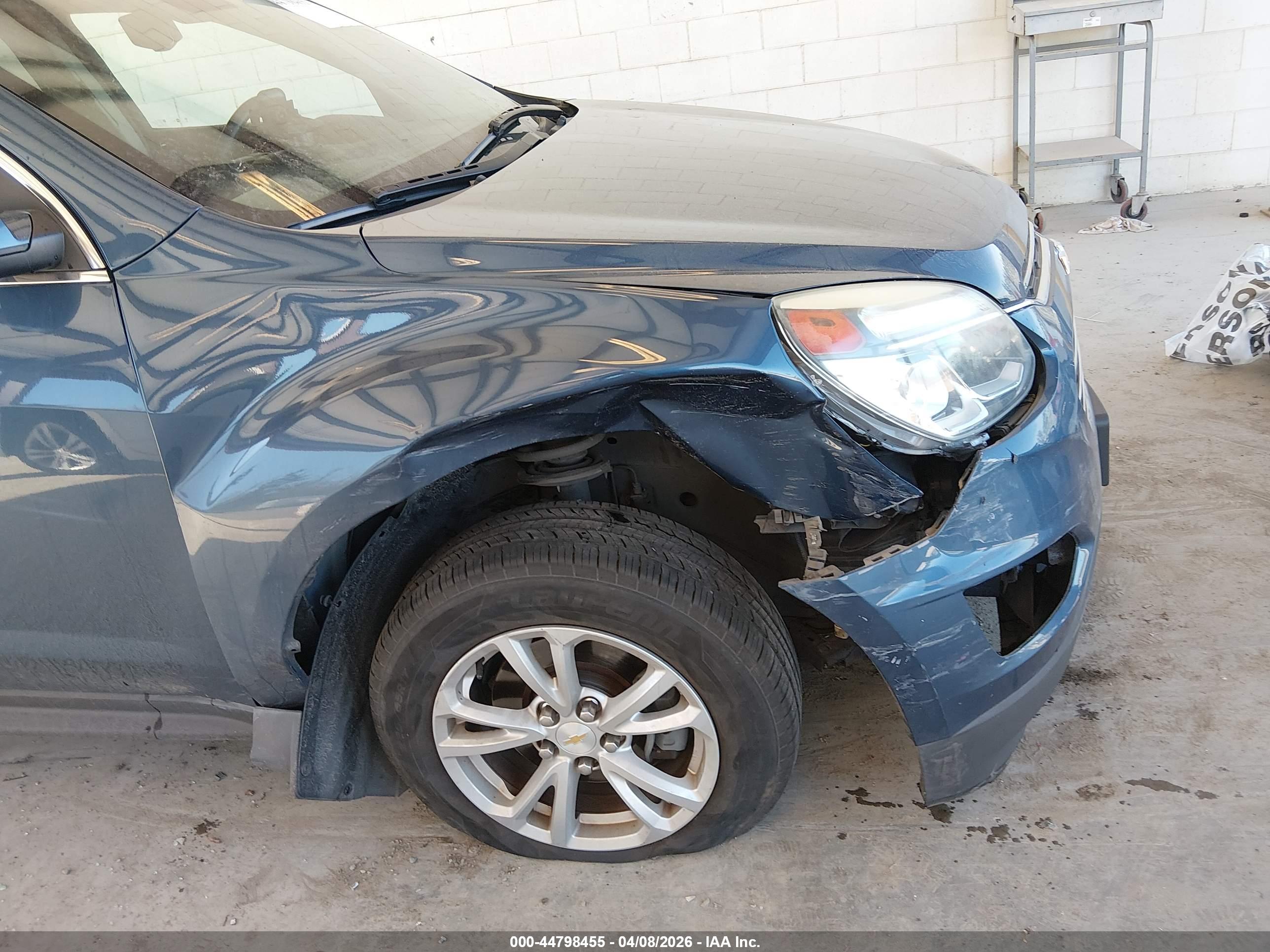 CHEVROLET EQUINOX image 6
