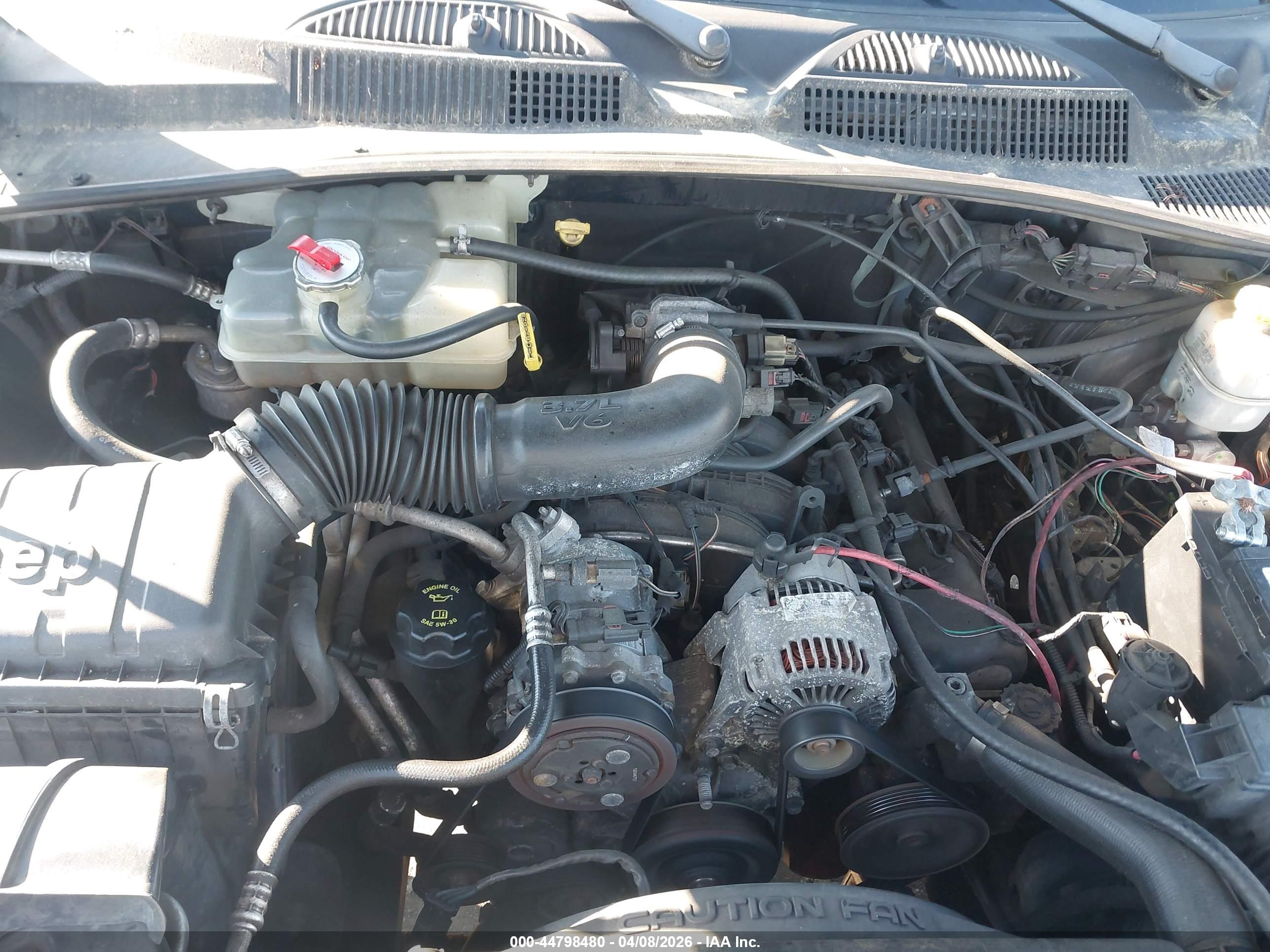 JEEP LIBERTY image 10