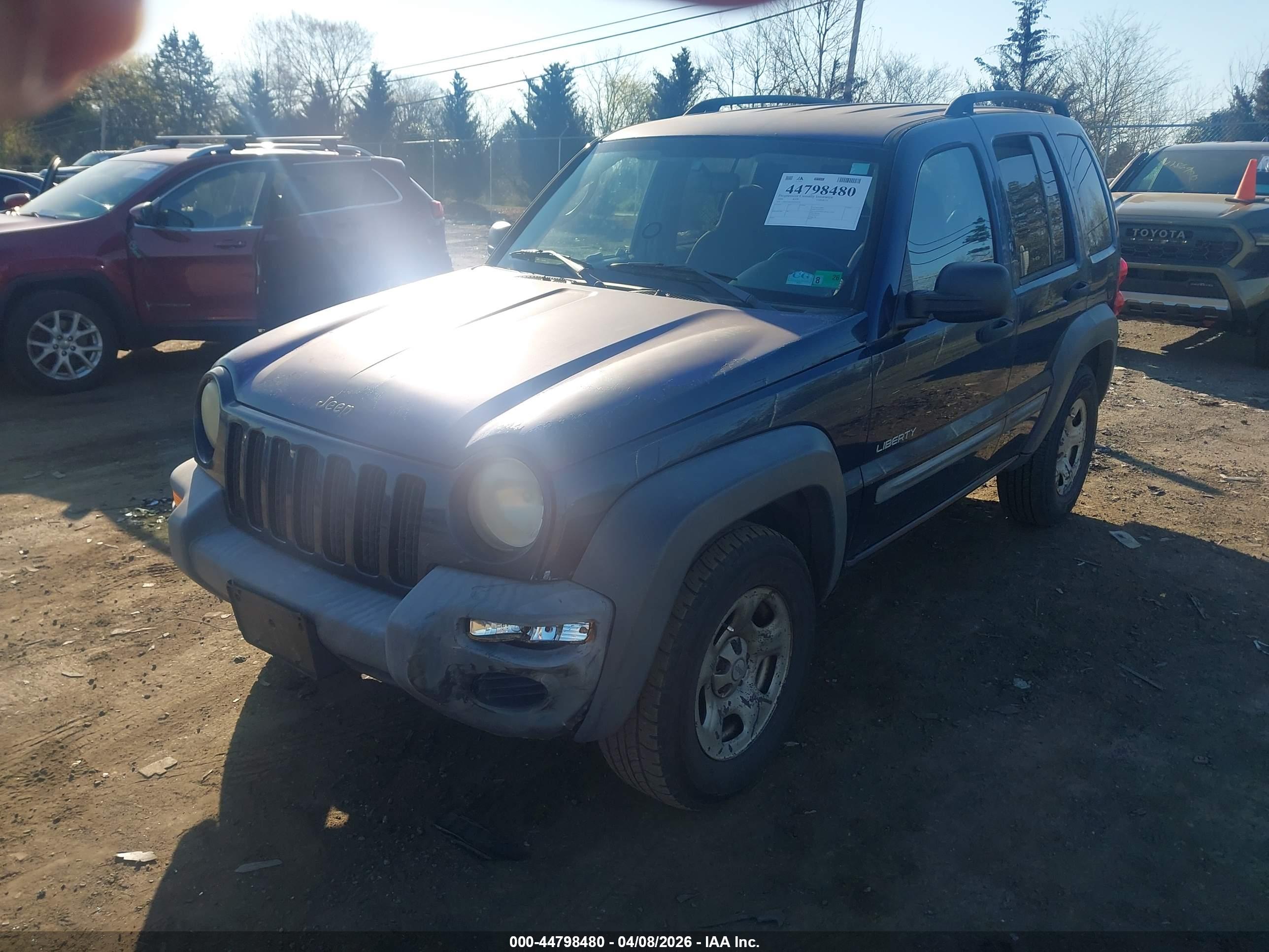 JEEP LIBERTY image 2