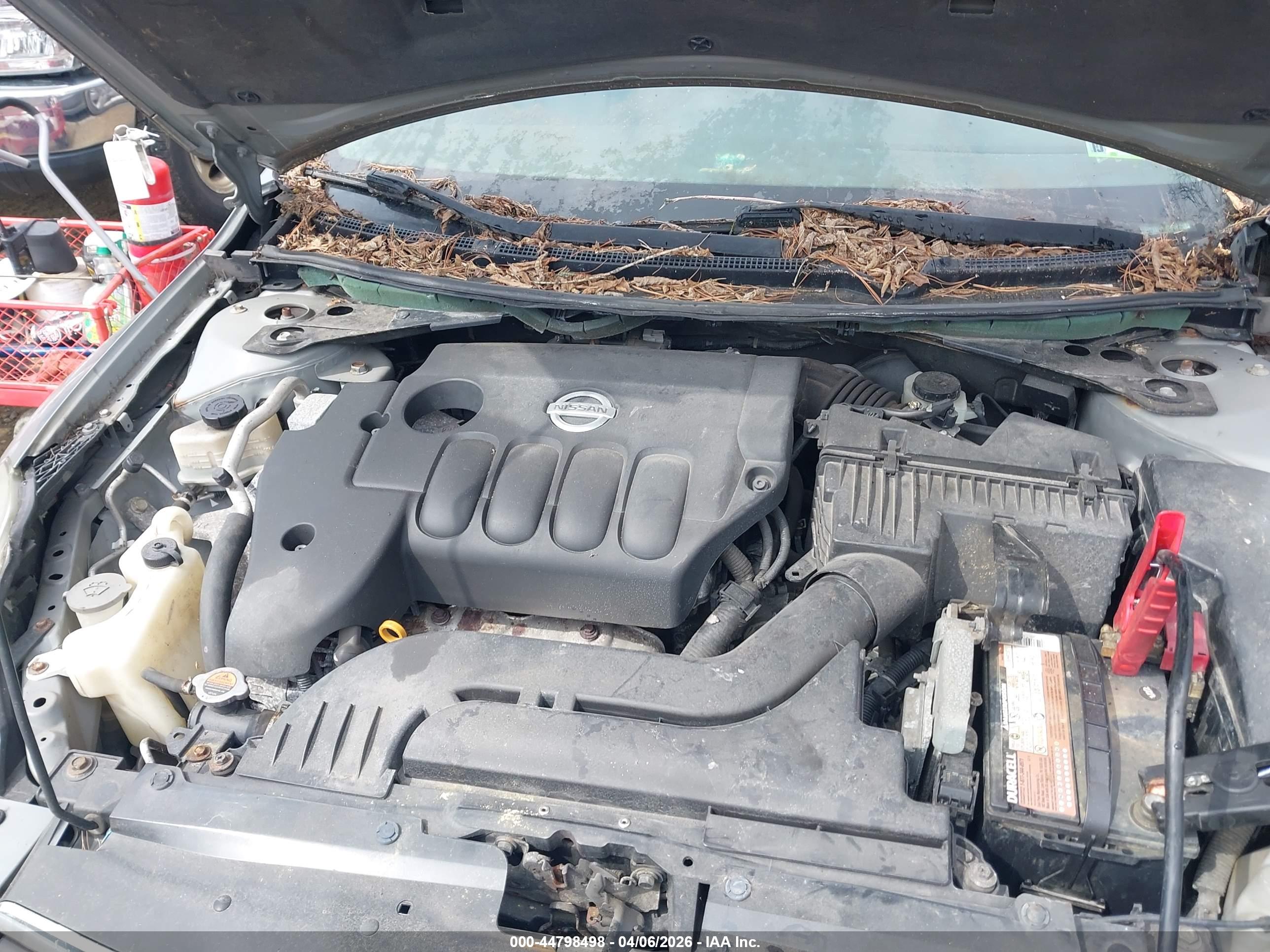 NISSAN ALTIMA image 10