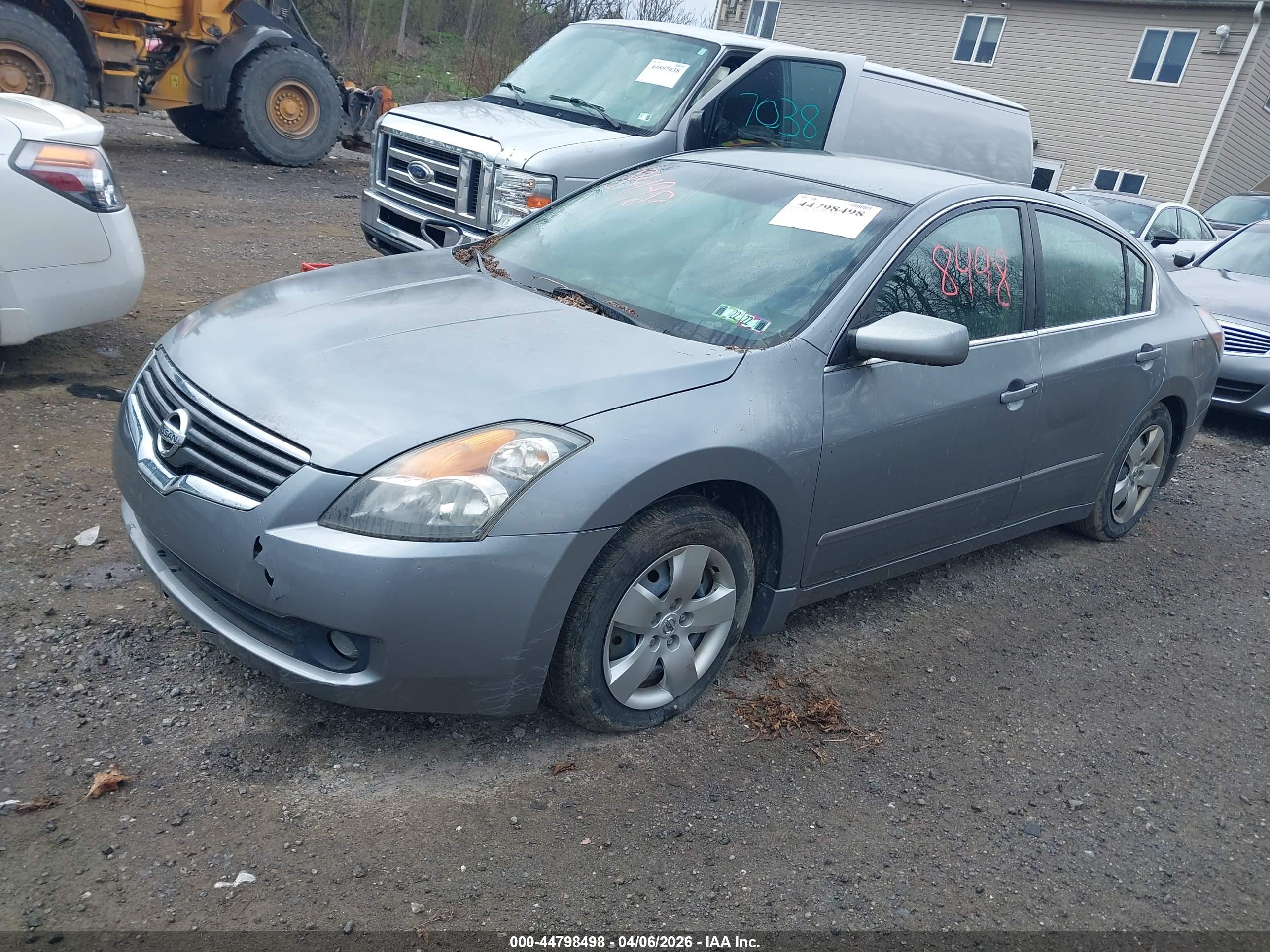 NISSAN ALTIMA image 2