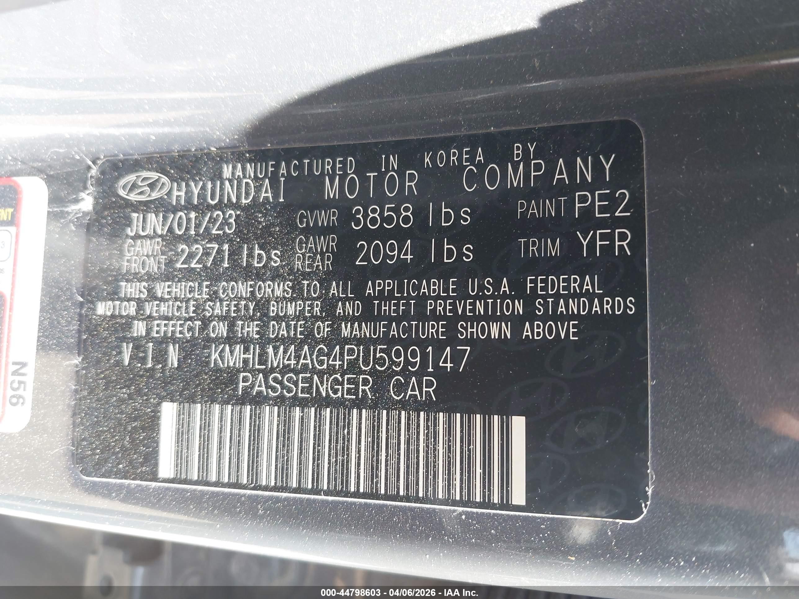 HYUNDAI ELANTRA image 9