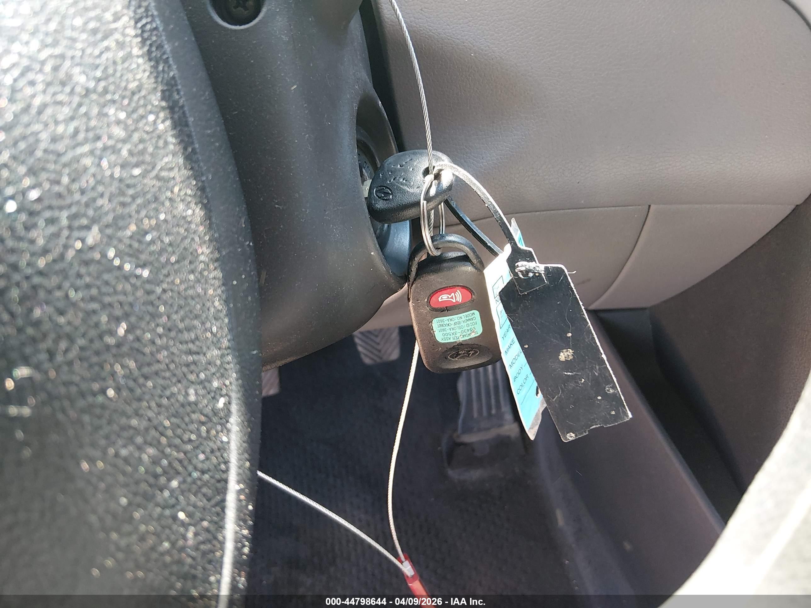 HYUNDAI ELANTRA image 11