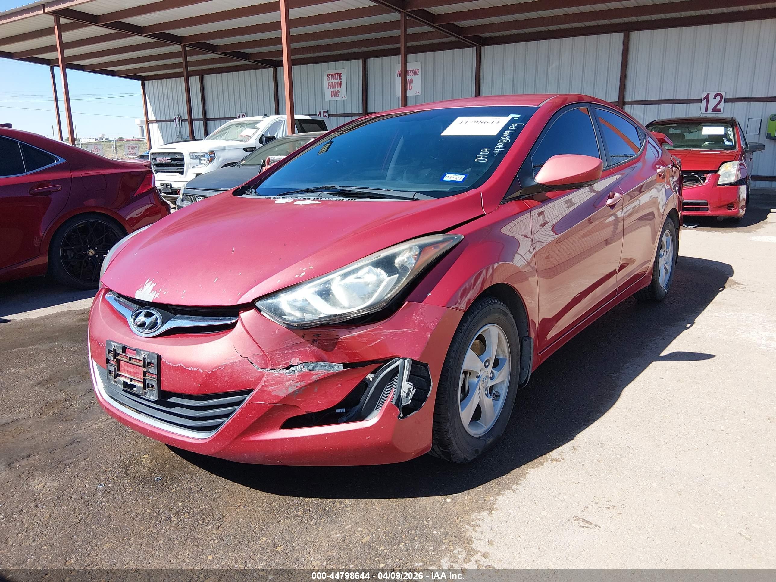HYUNDAI ELANTRA image 2