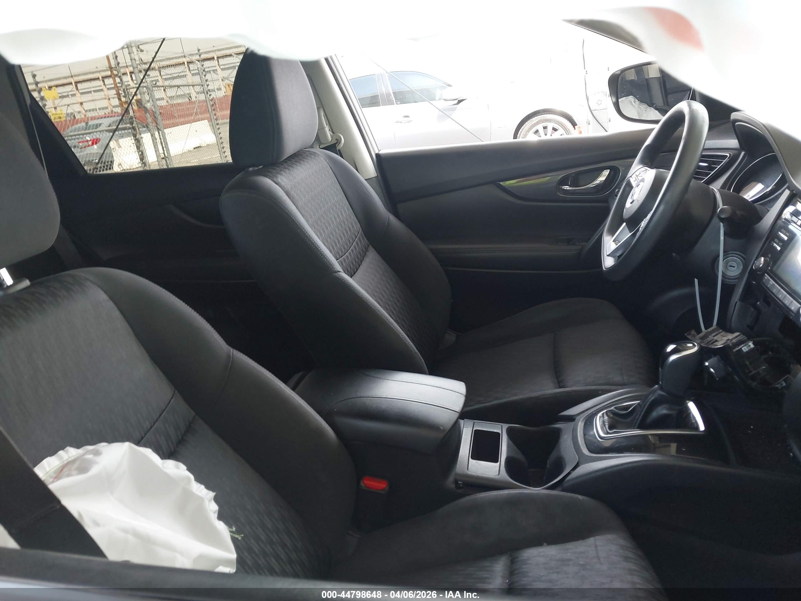 NISSAN ROGUE image 5