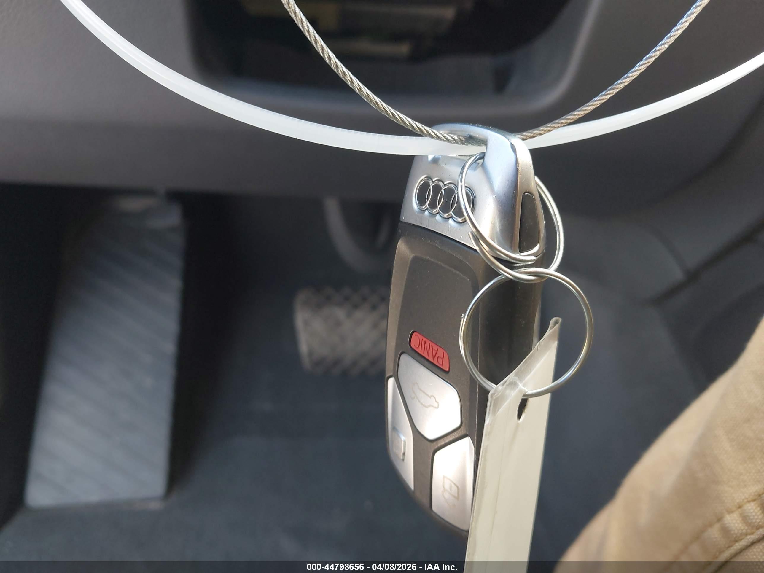 AUDI Q7 image 11