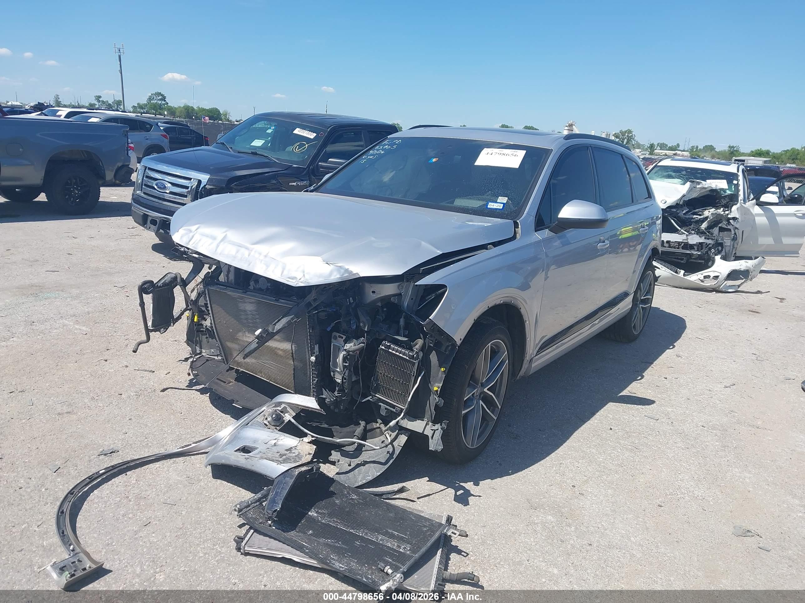 AUDI Q7 image 2