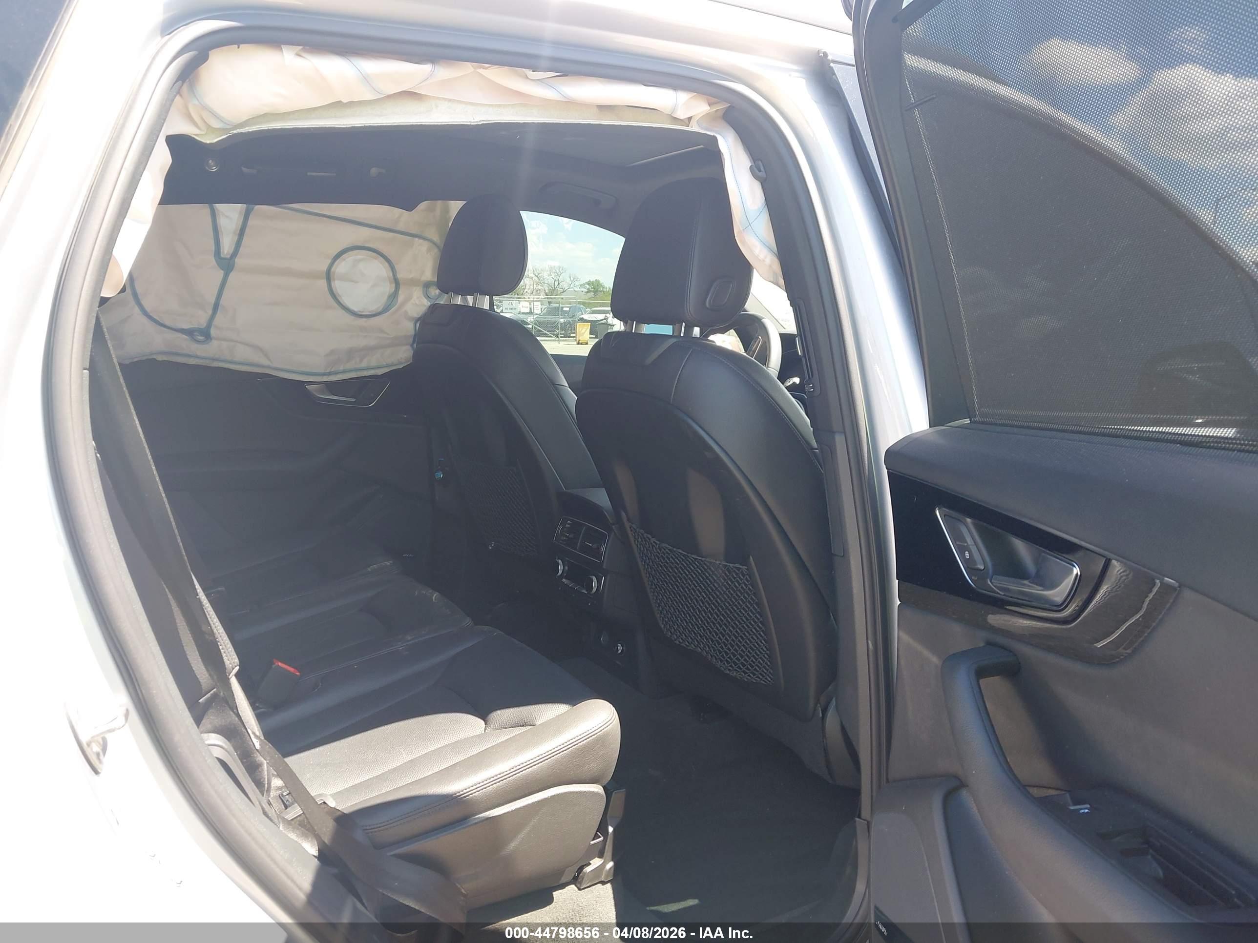 AUDI Q7 image 8