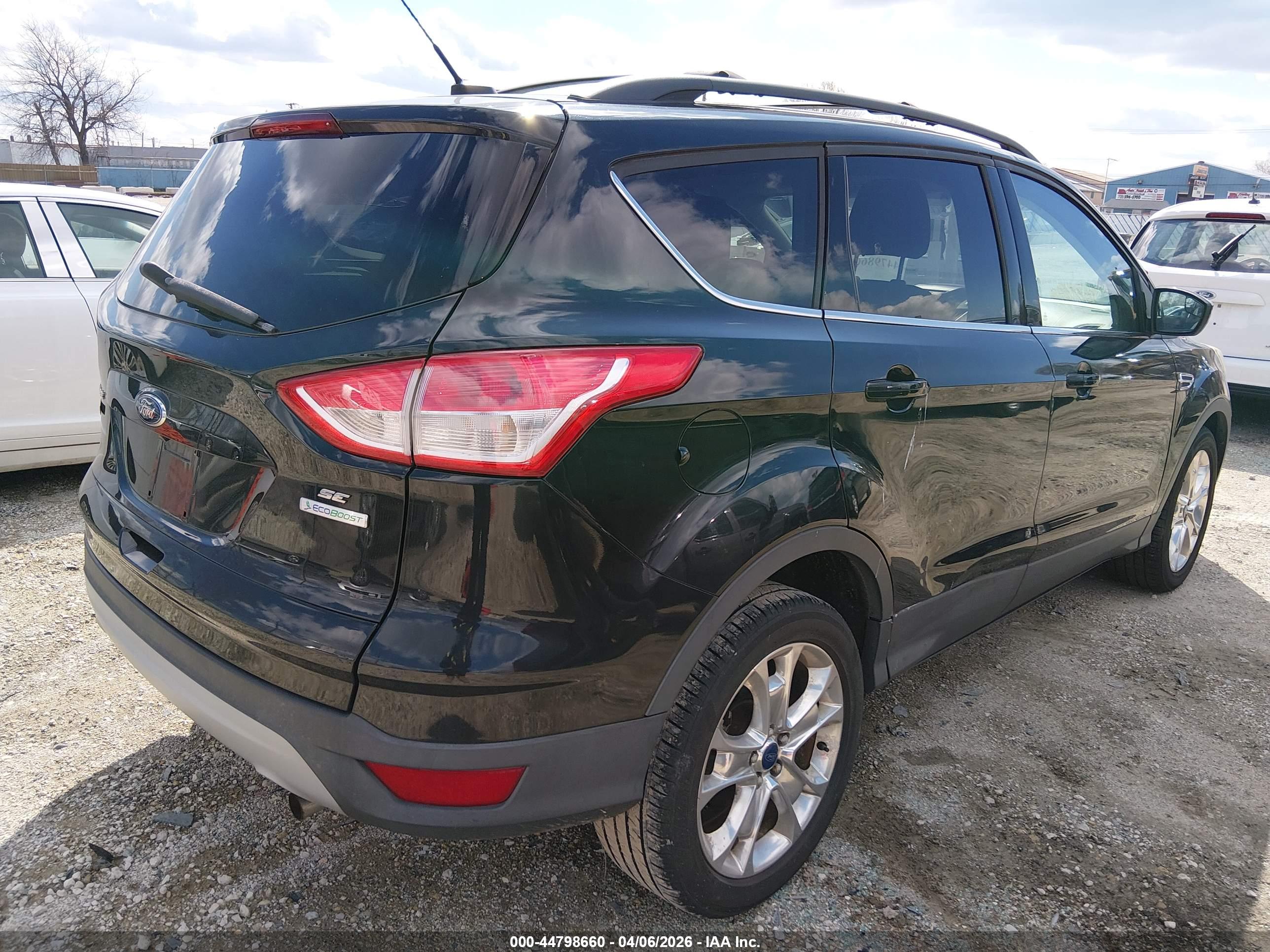 FORD ESCAPE image 4