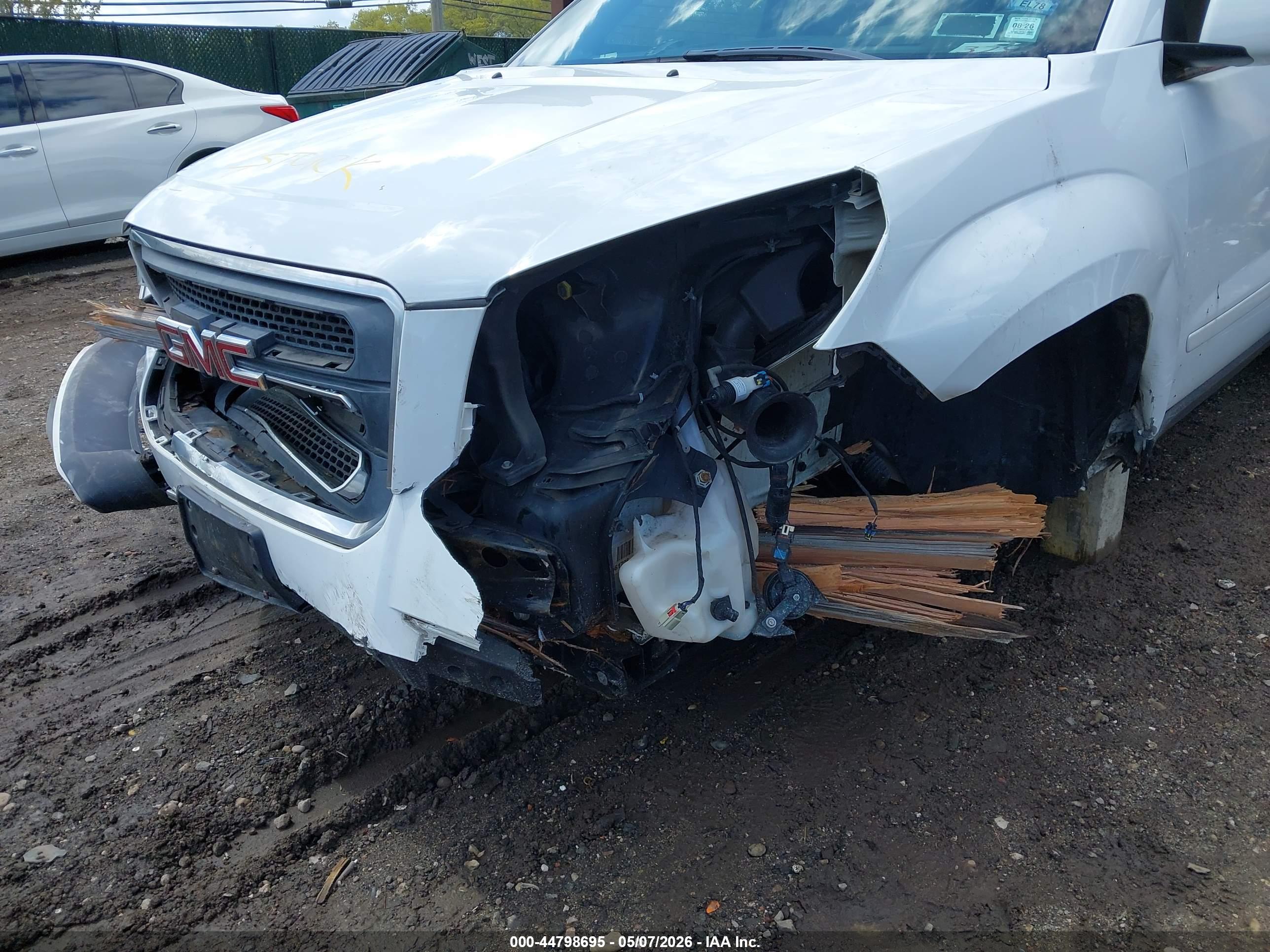 GMC ACADIA image 6