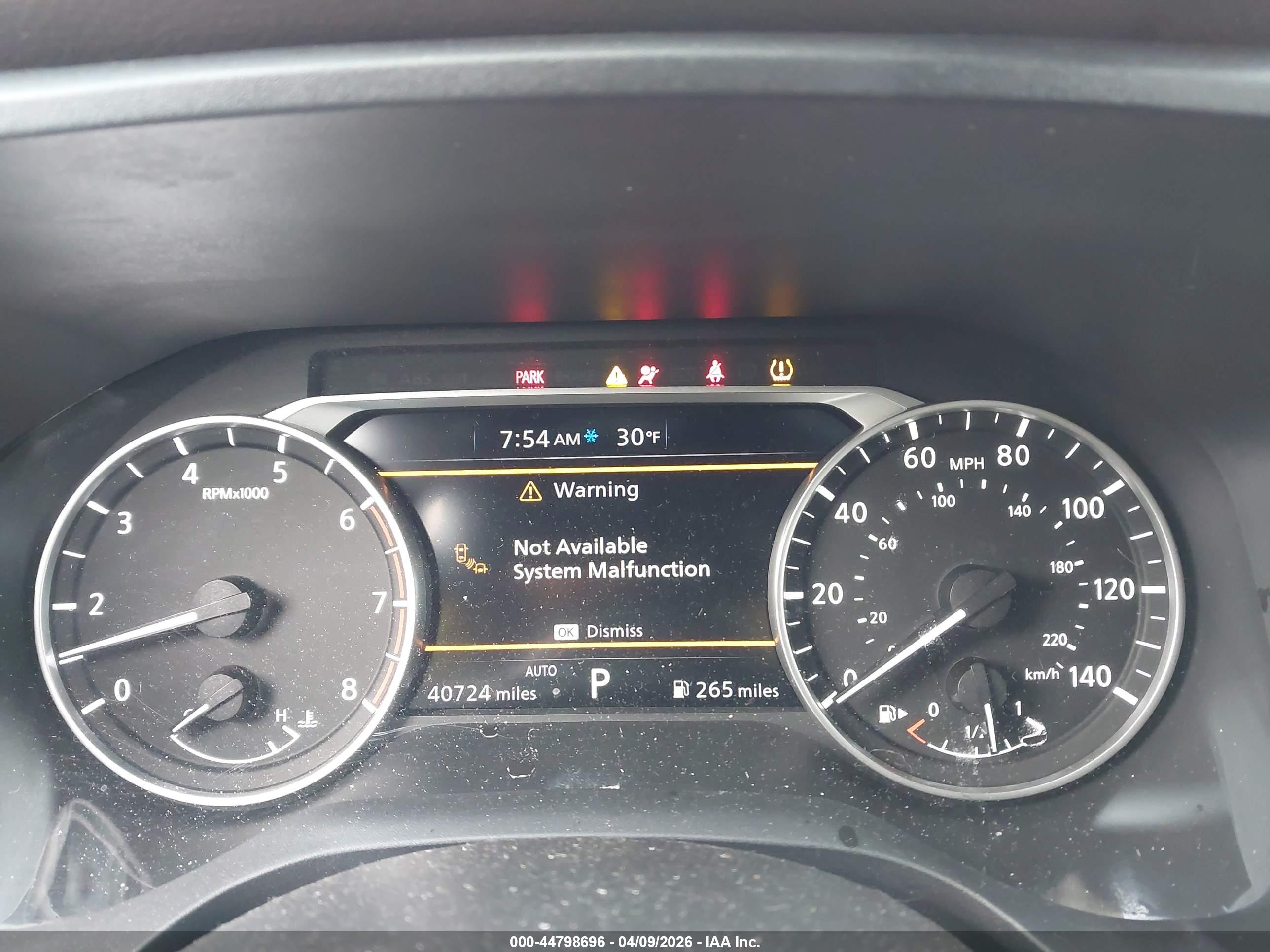 NISSAN ROGUE image 7