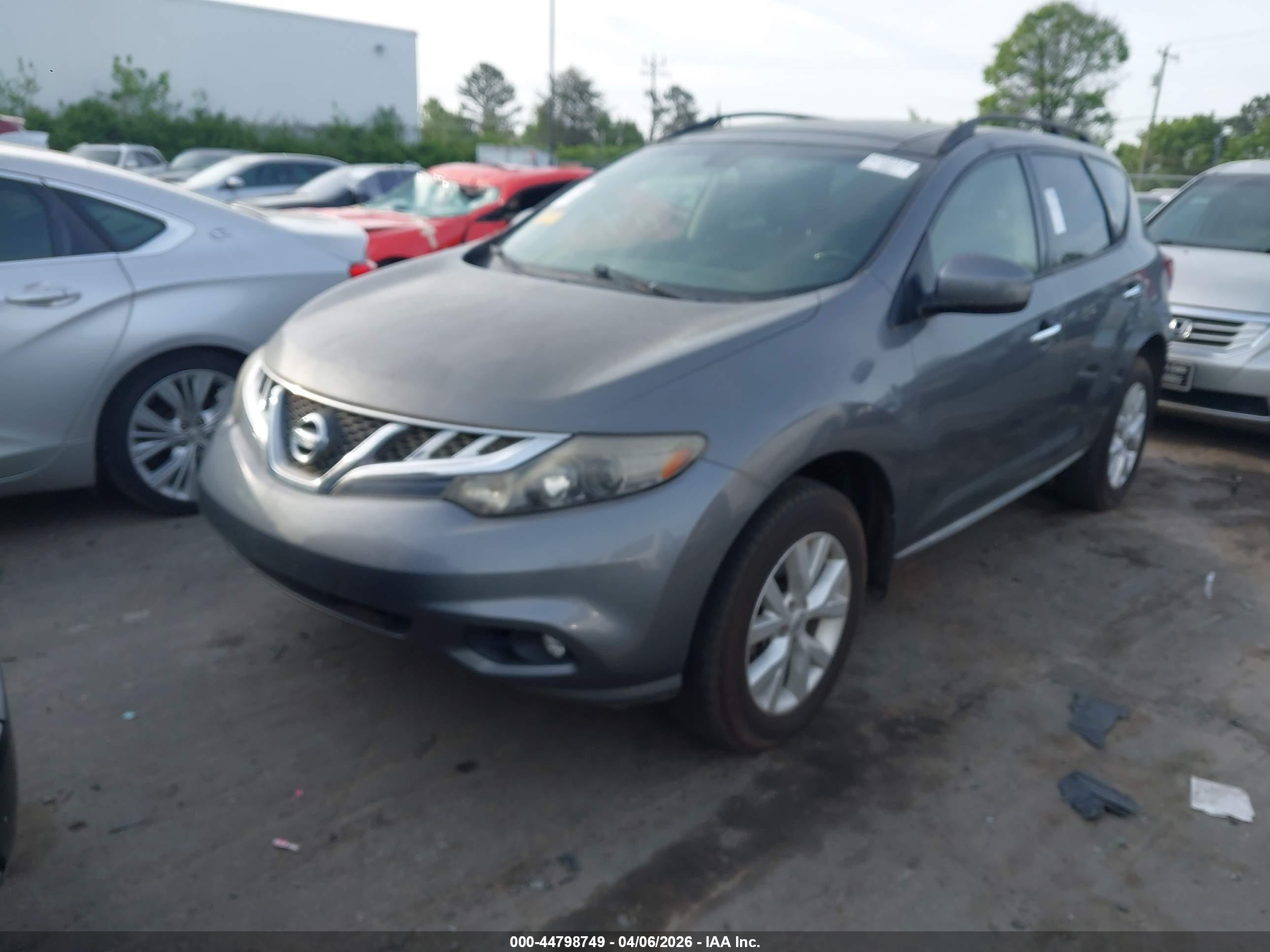 NISSAN MURANO image 2