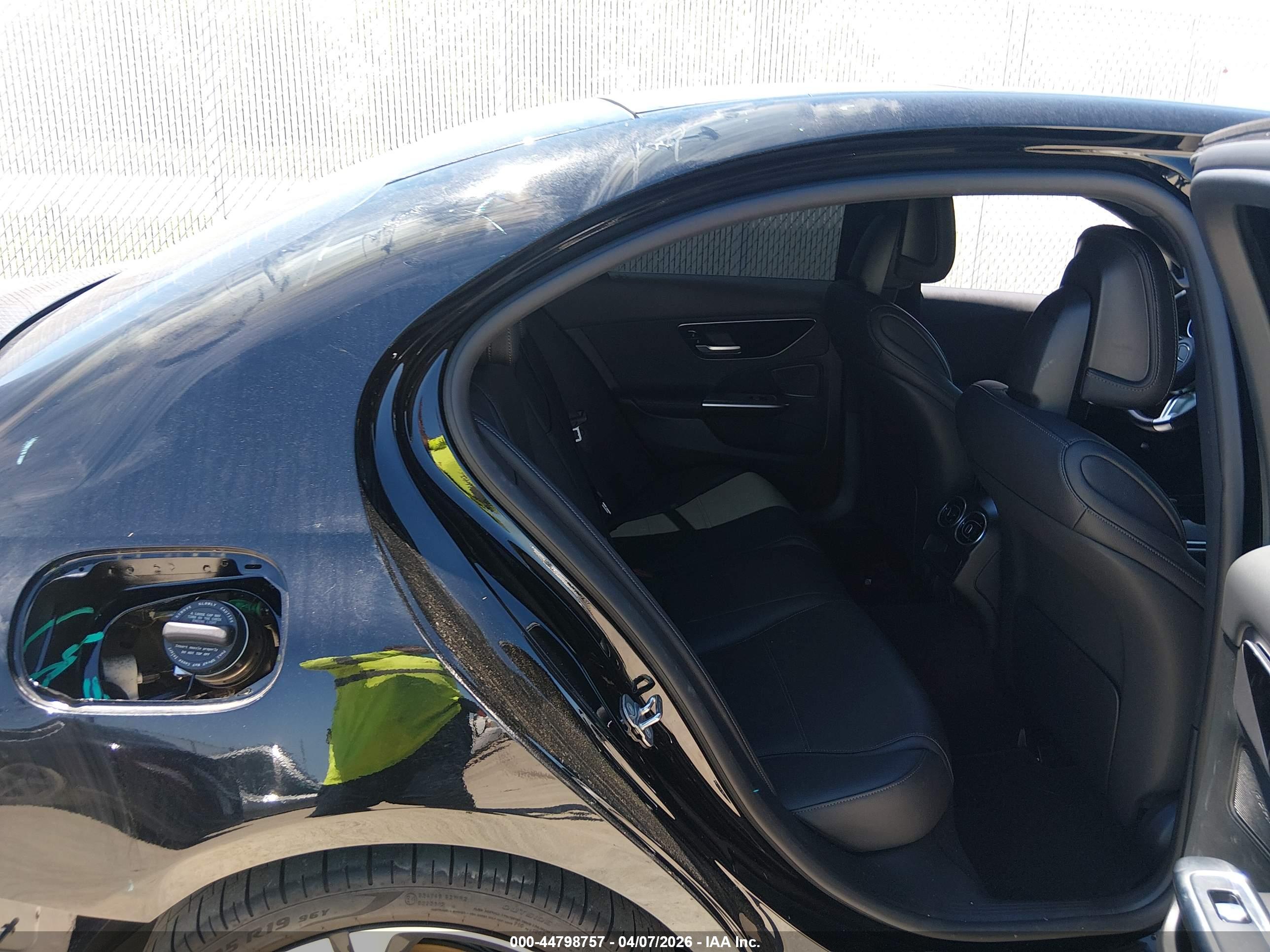 MERCEDES-BENZ C image 8