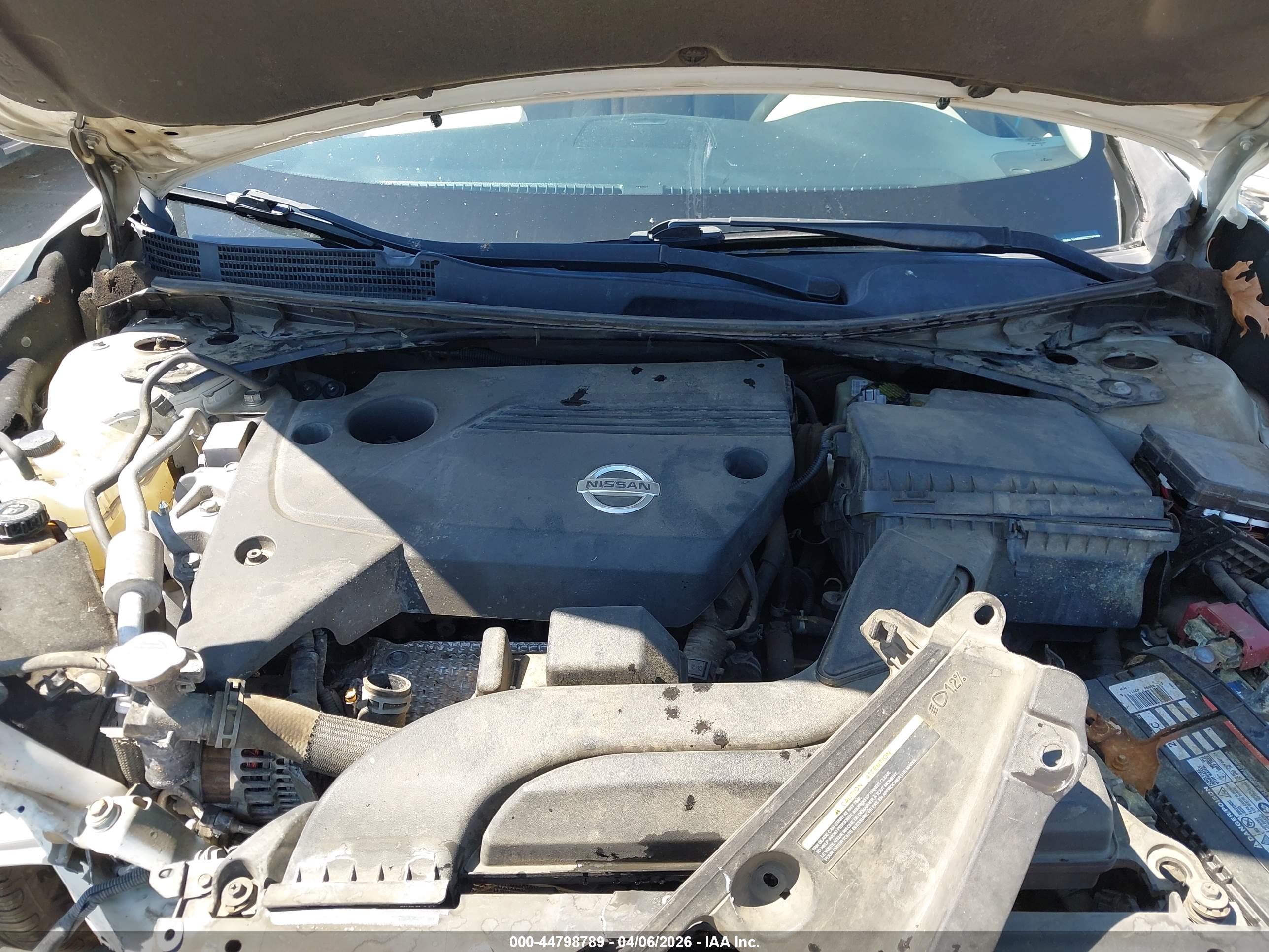 NISSAN ALTIMA image 10