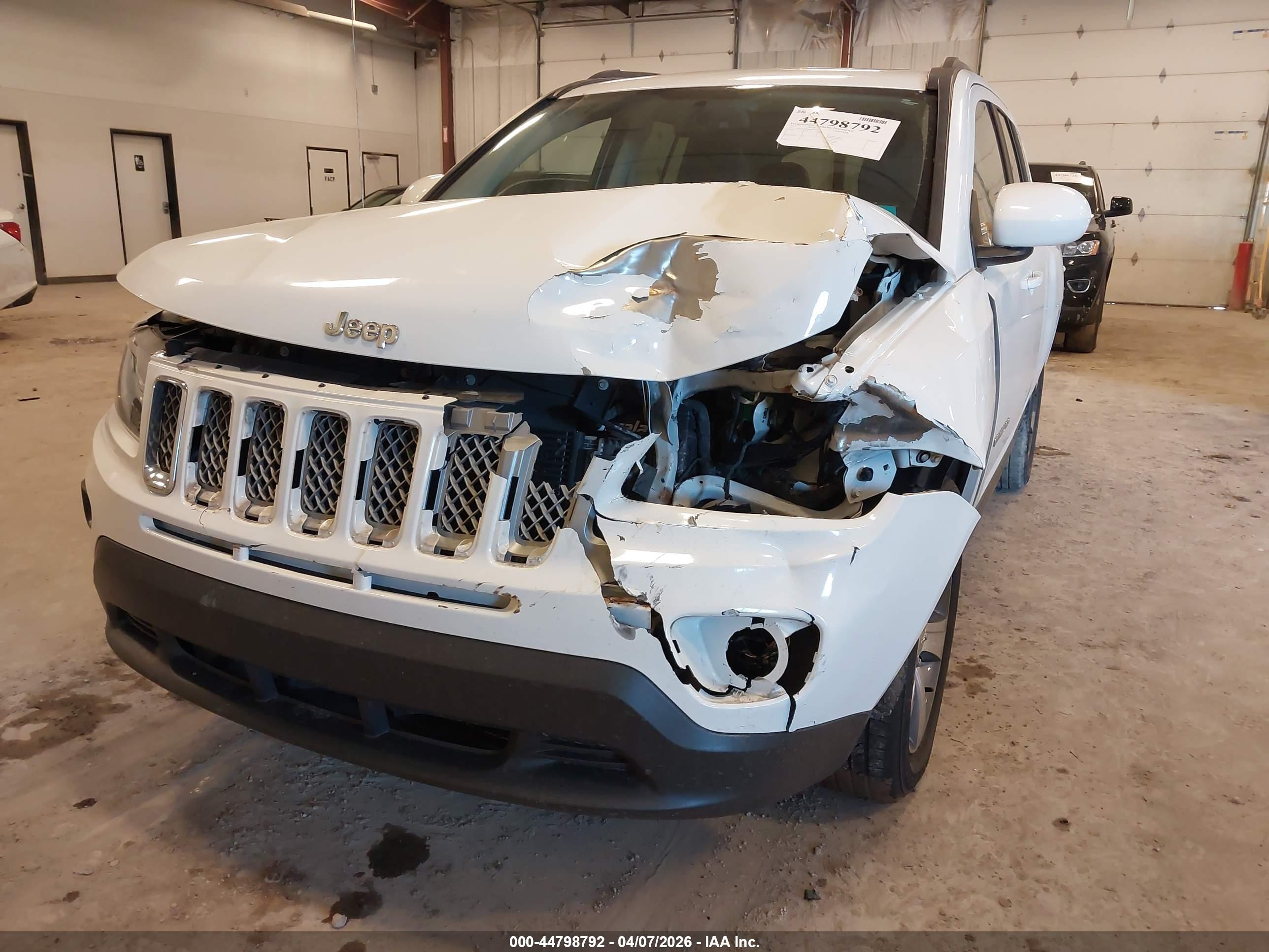 JEEP COMPASS image 6
