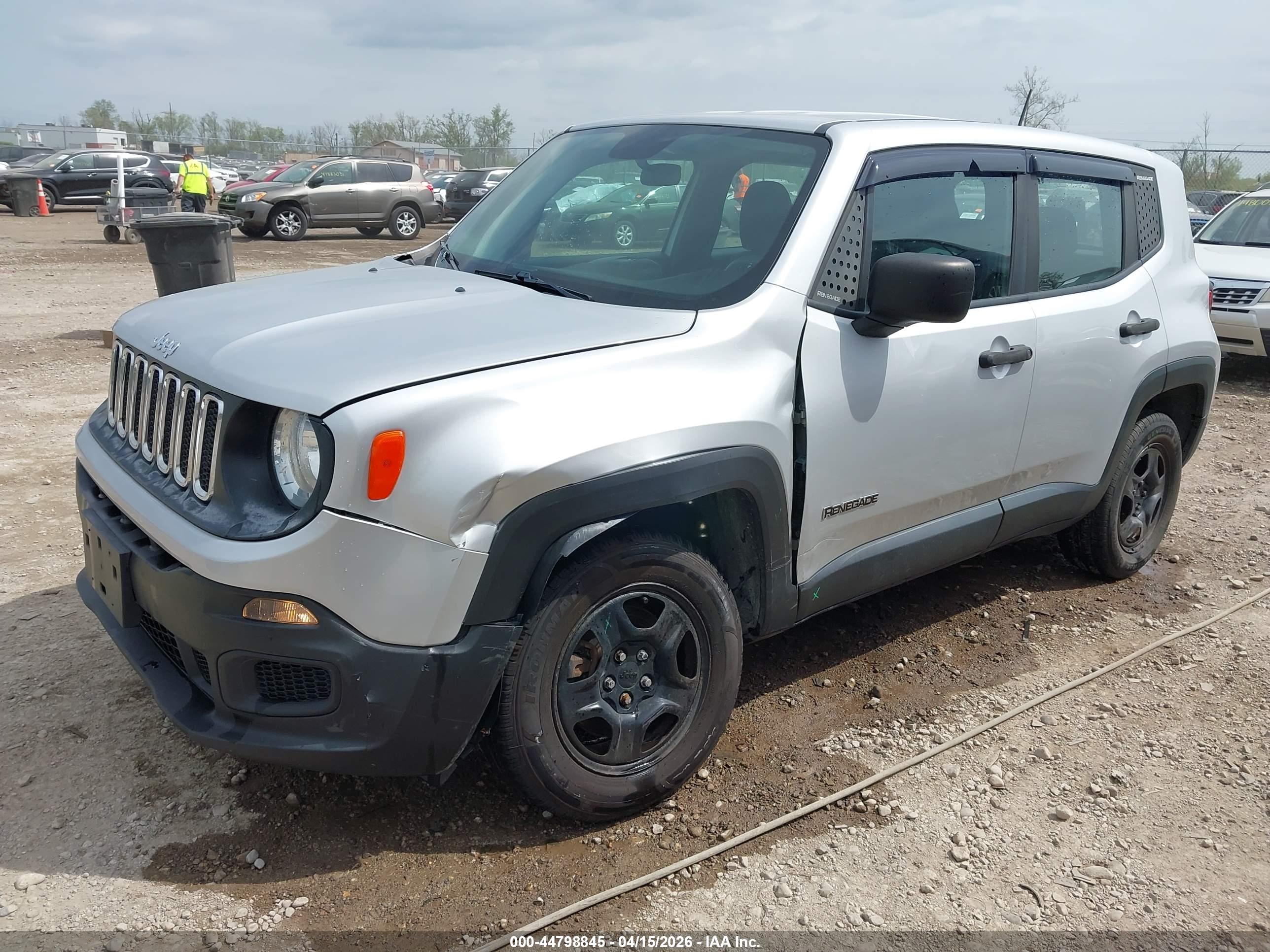 JEEP RENEGADE image 2