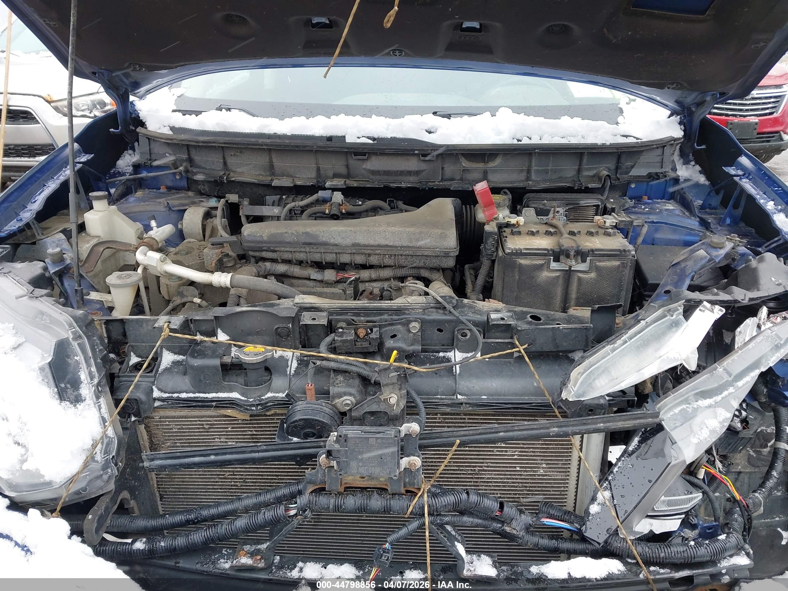 NISSAN ROGUE image 10