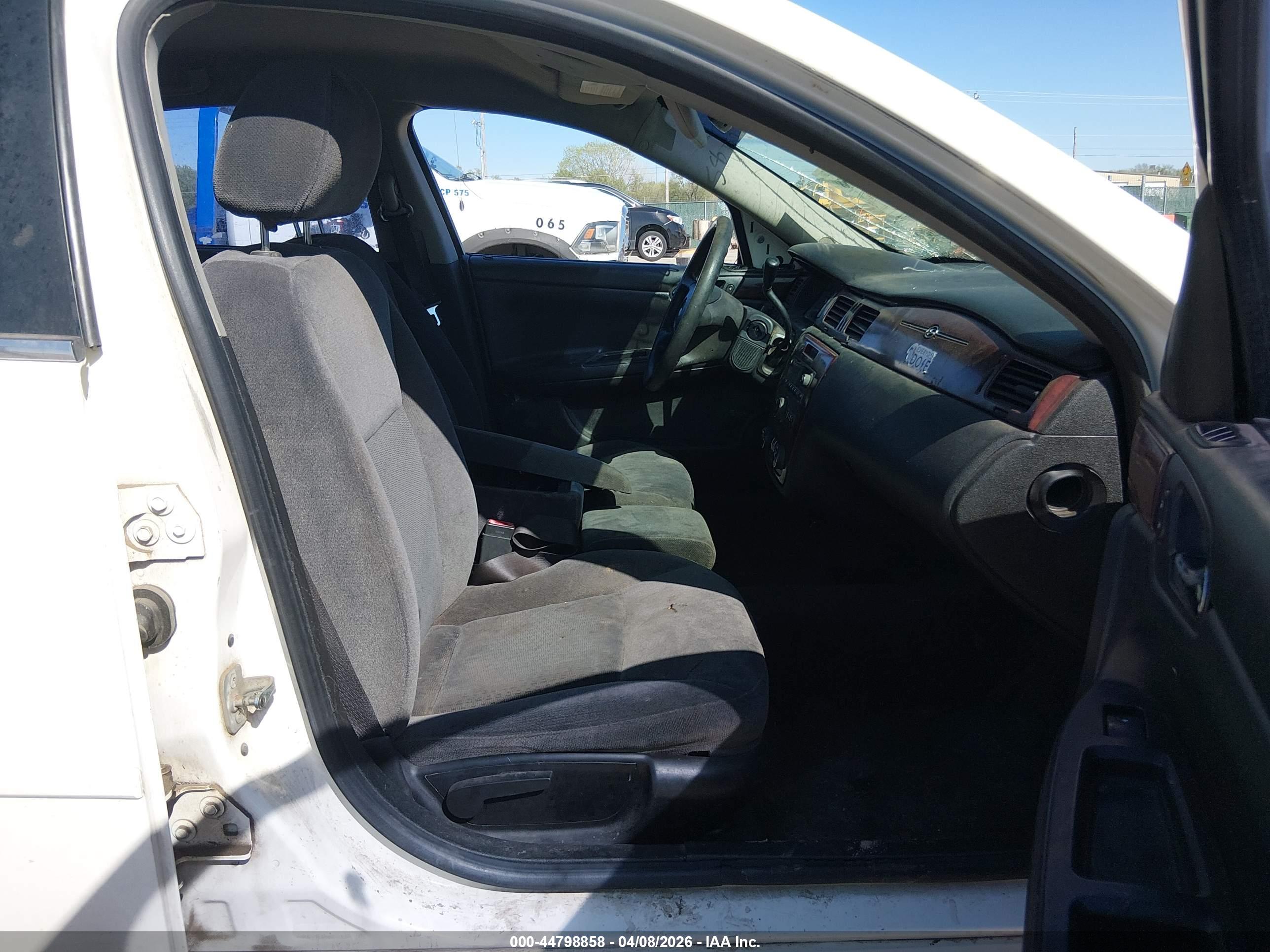 CHEVROLET IMPALA image 5