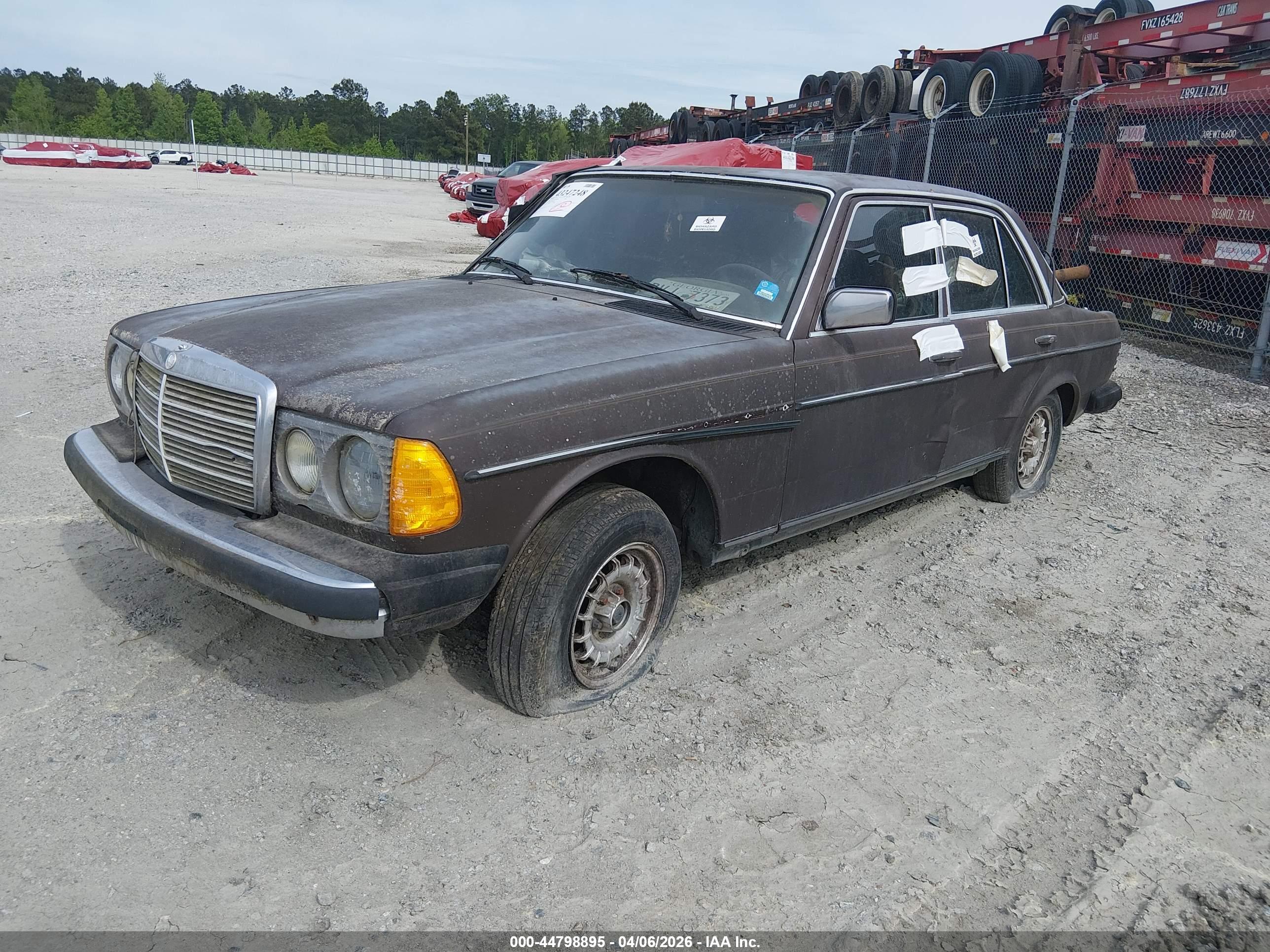 MERCEDES-BENZ 300 image 2