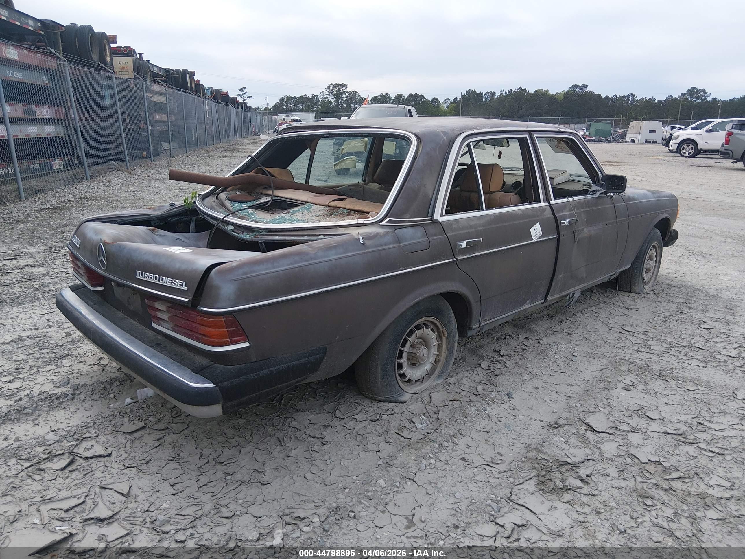 MERCEDES-BENZ 300 image 4