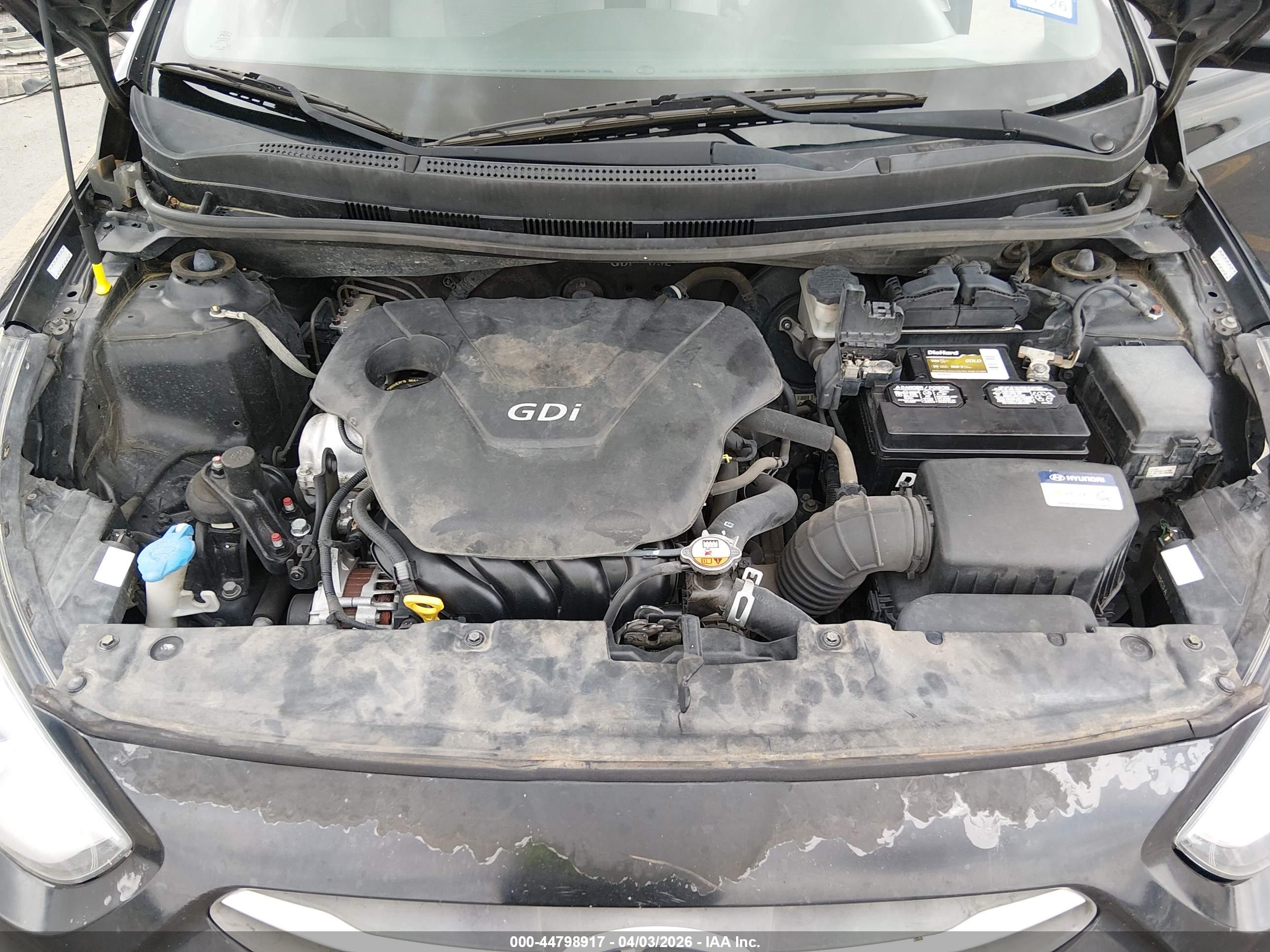 HYUNDAI ACCENT image 10