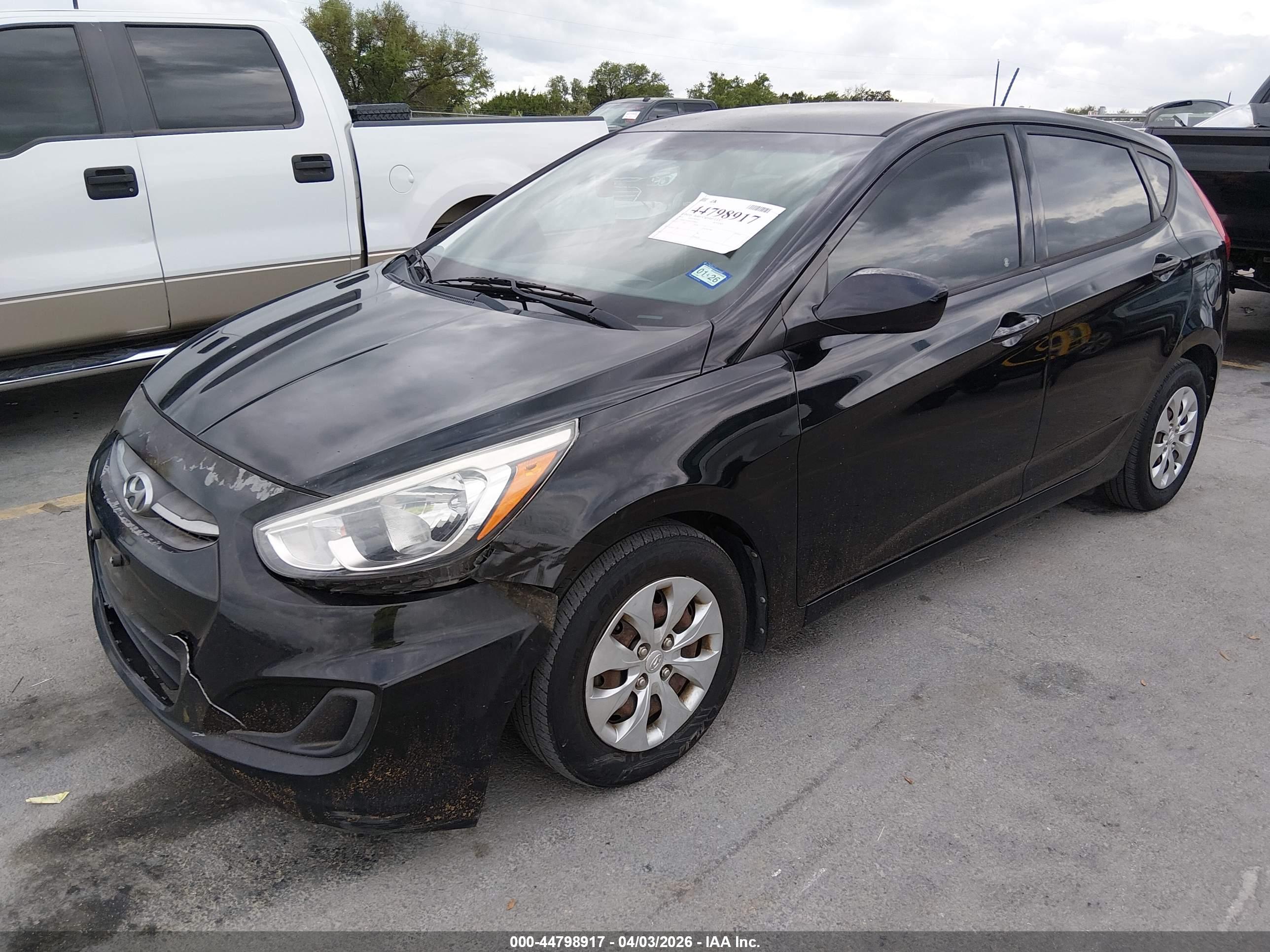 HYUNDAI ACCENT image 2