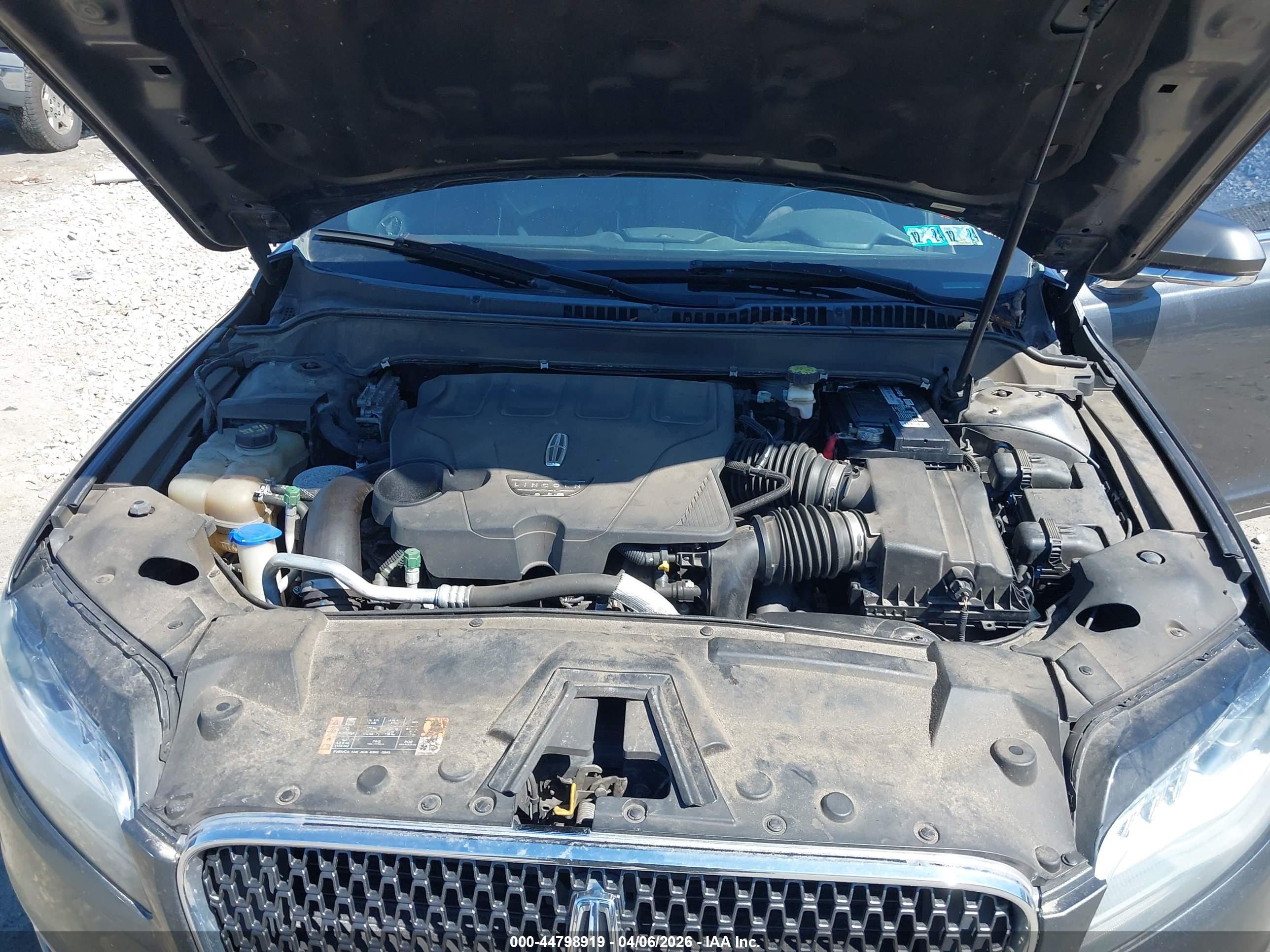 LINCOLN MKZ image 10