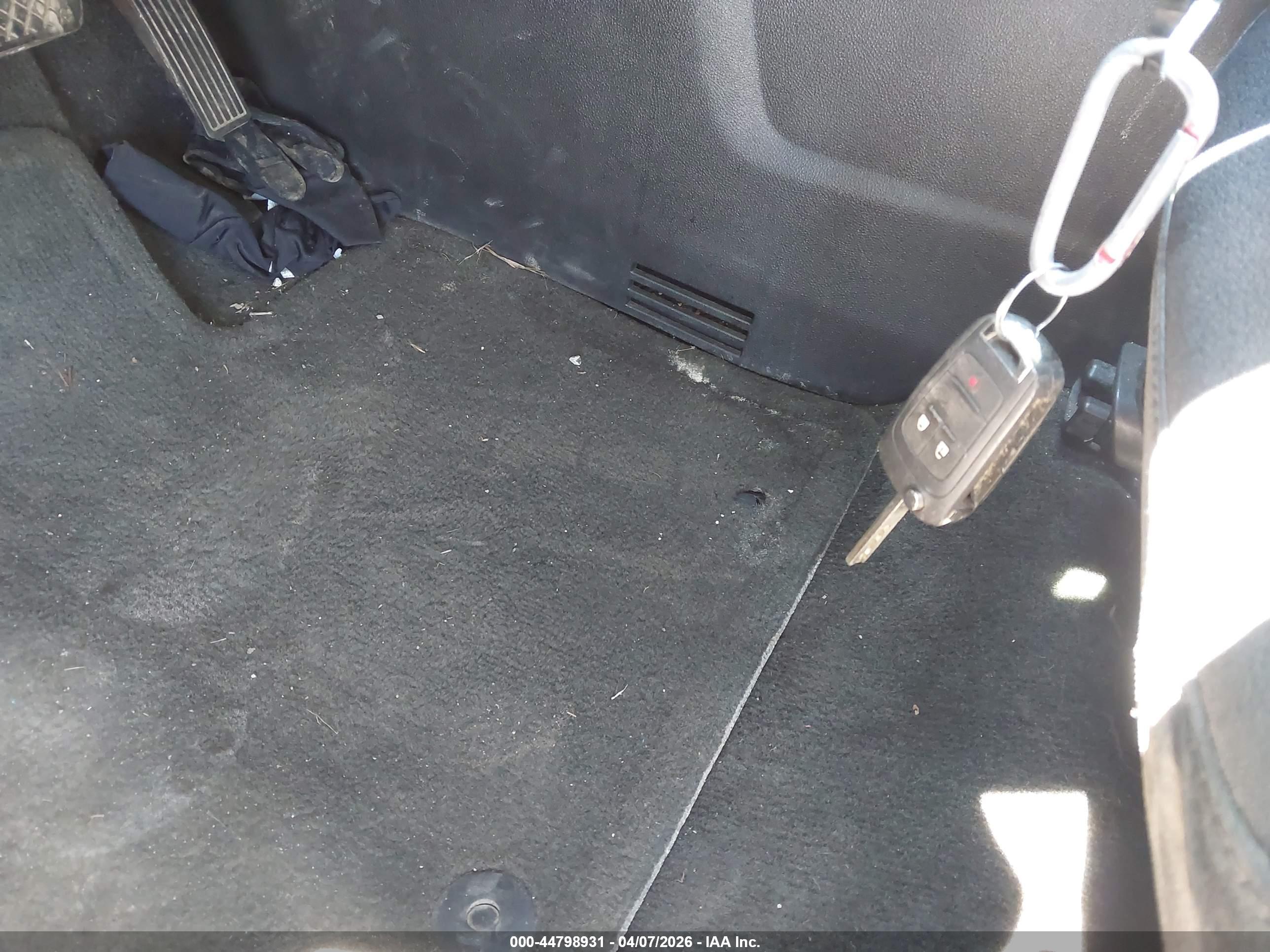 CHEVROLET EQUINOX image 11